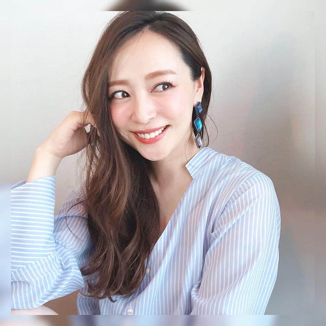 のインスタグラム：「突然ですが☺︎ . 子宮頸がん検診って、受けていますか❓ 私はあまり、20代の頃まで婦人系の検診などを受けていなかったのですが、30歳になってからは一年に一度、婦人科で定期的に検診を受けています☺️ あまり友人との会話で、このような検診を受けているかという話題にならなかったので、気をつけている方だと思っていたら、意外と周りも当たり前に定期検診を受けていることを知りました❗️ . 子宮頸がんも若くてもなる病気のひとつ。 簡単に受けられるし、やっぱり検査結果で問題がないということを知ると安心するんですよね😌 . 手遅れになってしまうことがないように、周りの大切な方たちへ、定期的な検査の呼びかけをぜひしてみてください💓 . . 私は、ブルースタープロジェクトが始まったので参加しています。特設サイトに、私のコメントも記載されているので、よかったらチェックしてみてください☺️ . . . #ブルースタープロジェクト#bluestarproject #子宮頸がん #子宮頸がん検診 #ブルースタープロジェクト_PR」