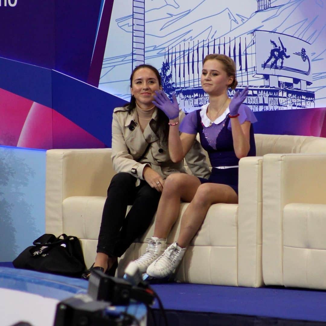 セラフィマ・サハノヴィッチさんのインスタグラム写真 - (セラフィマ・サハノヴィッチInstagram)「Serafima at the Denis Ten Memorial Challenge. Senior Ladies Champion 🥇🇷🇺❤️ 📷 Photos from: https://vk.com/album-68645668_267497679  #DenisTenMemorialChallenge #SerafimaSakhanovich #СерафимаСаханович #TeamTurenko」10月18日 20時00分 - serafima_cool