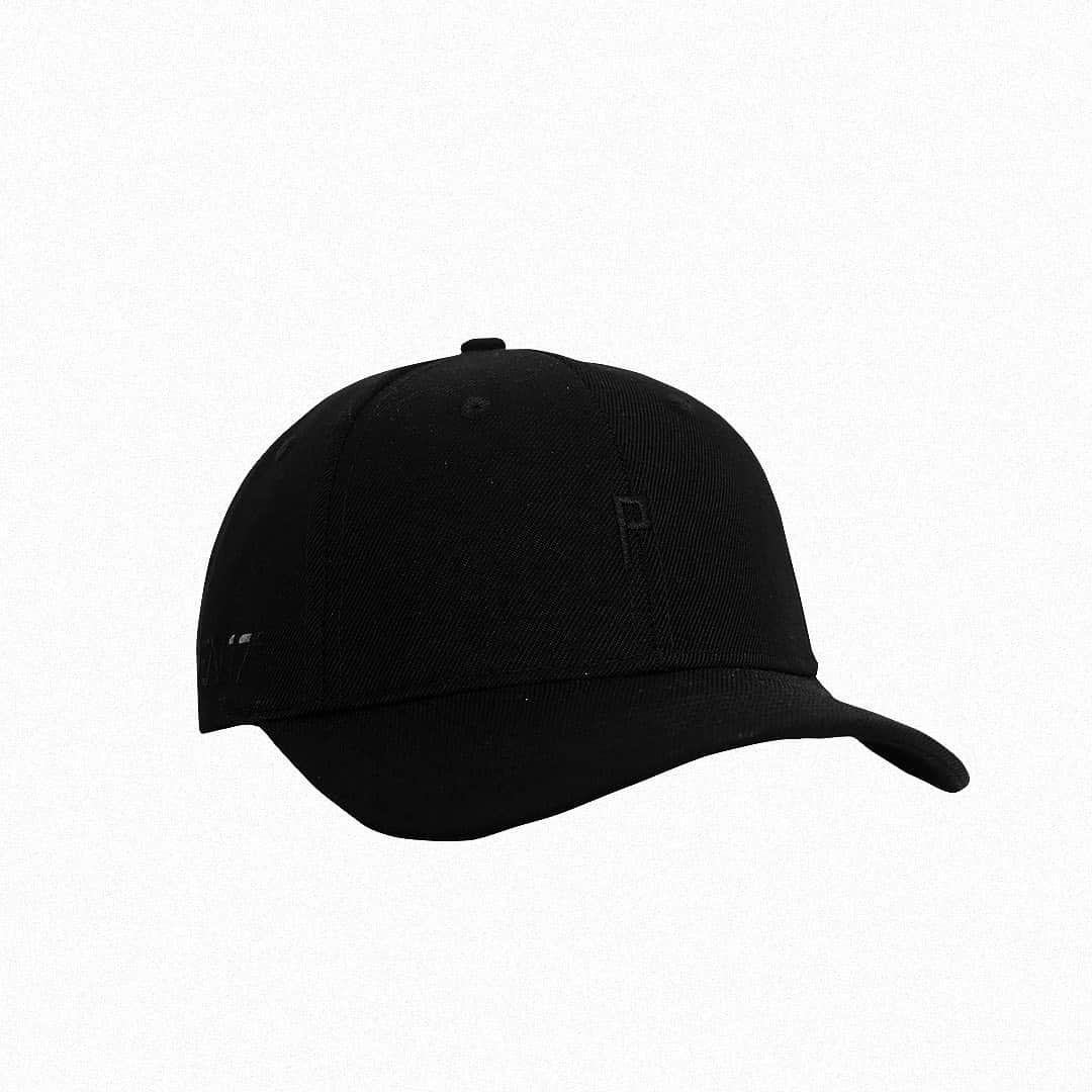 ポール・ソリアーノのインスタグラム：「TEN17P merchandise available now. Click the link in my bio to check it out and buy. Thank you!! @ten17p」