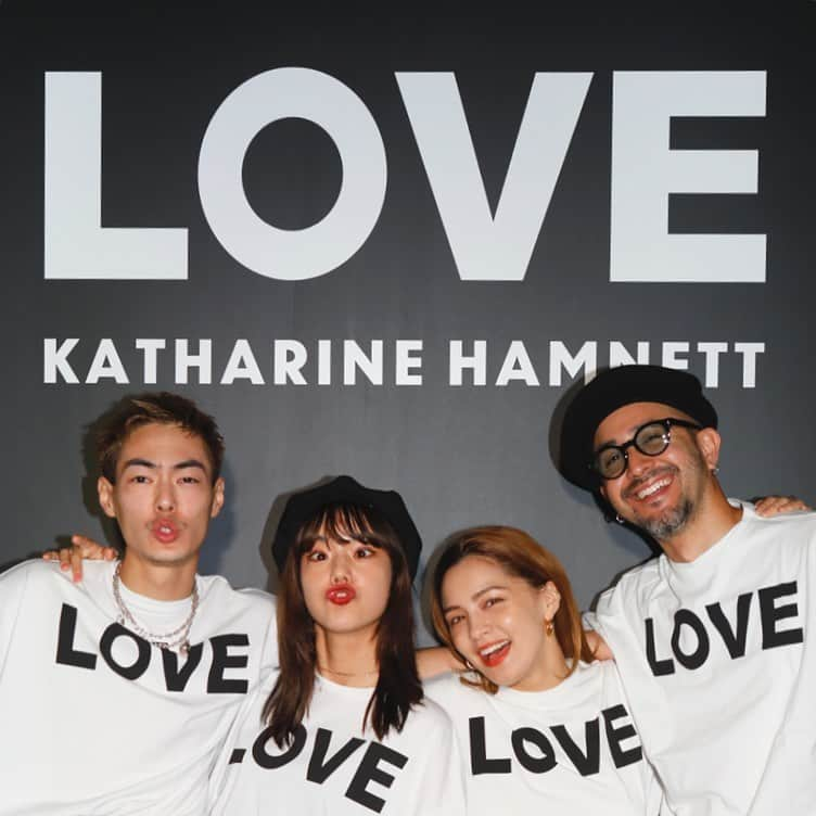 長澤メイさんのインスタグラム写真 - (長澤メイInstagram)「LOVE❤️❤️❤️ @katharinehamnett1979」10月18日 20時52分 - xxmeixx1208