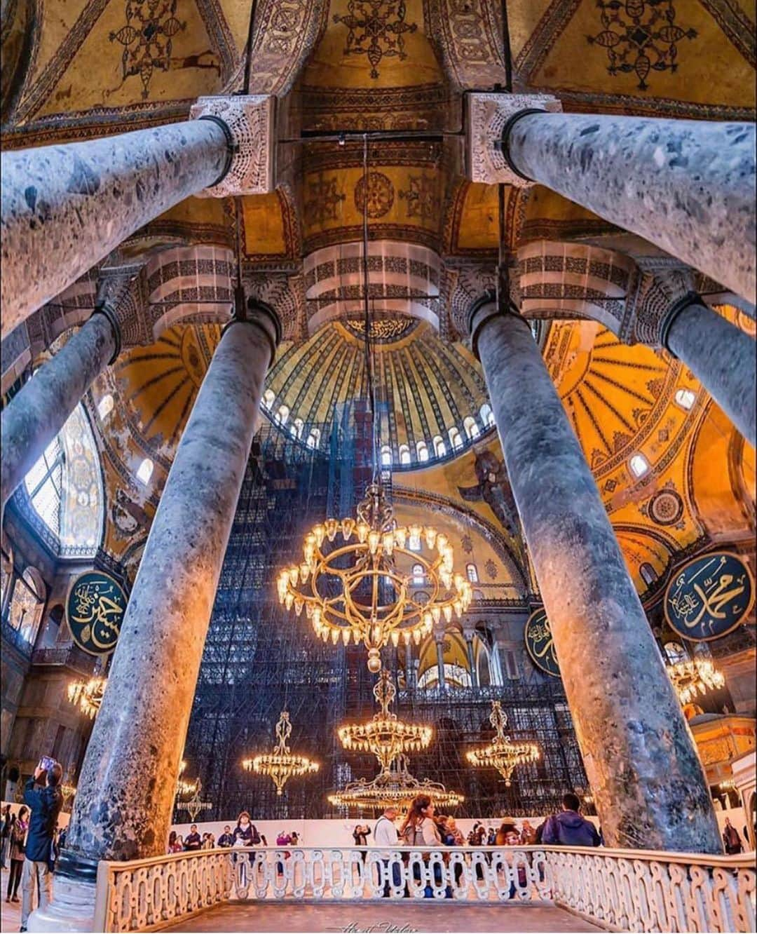 Wonderful Placesさんのインスタグラム写真 - (Wonderful PlacesInstagram)「The amazing Hagia Sofia in Istanbul ✨❤️❤️❤️✨ . Pictures by ✨✨@hamityalcn✨✨ #wonderful_places for a feature ❤️」10月18日 21時28分 - wonderful_places