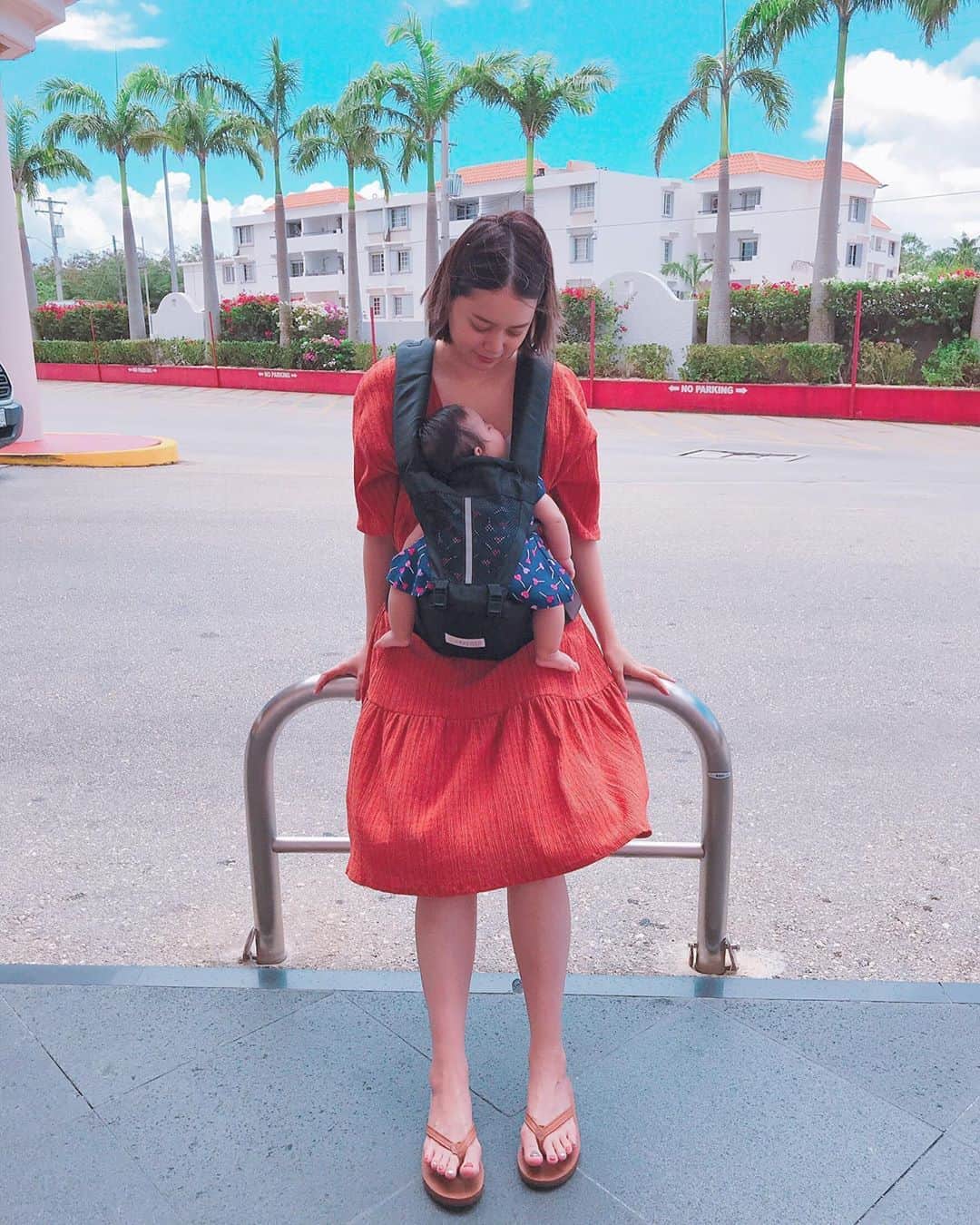 岸本セシルのインスタグラム：「夏の思い出シリーズ🌴🌴🌴🌴 #夏の思い出 #guam #今更のやつ #東京はもう冬の寒さ #さむ #夏が恋しい #ギリギリ #1日1投稿」