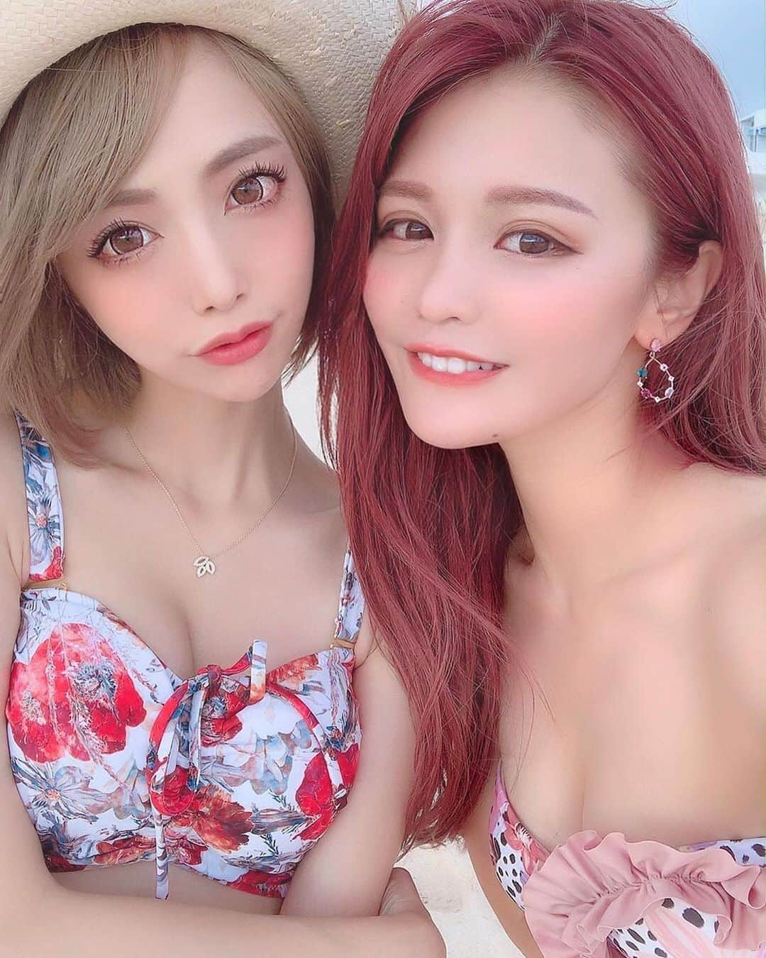 美女美容事情さんのインスタグラム写真 - (美女美容事情Instagram)「《仲良し美人👭👙💕》⠀⠀ *⠀⠀ リポストを使って、素敵な写真📷✨を投稿されてる方を紹介させて頂く⠀⠀⠀⠀⠀ 【💄美女美容事情💅】のコーナーです✨⠀⠀ *⠀⠀⠀⠀⠀⠀⠀⠀ いいねやコメント、フォローして応援してね❤︎🥰🎶⁣⠀⠀ *⠀⠀⠀⠀⠀⠀⠀⠀ 今回ご紹介させて頂きますのは❤︎⠀⠀ ななぴ🍑💓さん< @__nanapgram__ >の素敵なお写真📸⠀⠀ *⠀ とってもオシャレで可愛いお2人🌟仲良しとの旅行は無条件で楽しいですよね✨👩‍🦰⠀ *⠀⠀⠀ ななぴ🍑💓さんのアカウントには他にも素晴らしい投稿が沢山ありますので是非覗いてみてくださいね💁‍♀️💙⠀⠀ *⠀⠀⠀ ななぴ🍑💓さん< @__nanapgram__ >⠀⠀ 素敵な投稿ありがとうございました☺️📸✨⠀⠀⠀⠀⠀⠀⠀⠀⠀ △▼△▼△▼△▼△▼△▼△▼△▼△▼⠀⠀⠀⠀⠀⠀⠀⠀⠀⠀⠀⠀⠀⠀⠀⠀⠀⠀⠀⠀⠀⠀⠀⠀⠀⠀⠀⠀⠀⠀⠀⠀⠀⠀ ❤🧡💛「美女美容事情」💚💙💜⠀⠀⠀⠀⠀⠀⠀⠀⠀⠀⠀⠀⠀⠀⠀⠀ 👇掲載ご希望の方は👇⠀⠀⠀⠀⠀⠀⠀⠀⠀⠀⠀⠀⠀⠀⠀⠀⠀ @b_b_j.jタグ付けと🖤 # ビジョビ⠀🖤⠀⠀⠀⠀⠀⠀⠀⠀⠀⠀⠀⠀⠀⠀⠀⠀ をタグ付けお願いします✨⠀⠀⠀⠀⠀⠀⠀⠀⠀⠀⠀⠀⠀⠀⠀⠀⠀ ――――――――――――――――⠀⠀⠀⠀⠀⠀⠀⠀⠀⠀⠀⠀⠀⠀⠀⠀⠀⠀⠀⠀⠀⠀⠀⠀ ～姉妹アカウントのご紹介～⠀⠀⠀⠀⠀⠀⠀⠀⠀⠀⠀⠀⠀⠀⠀⠀⠀⠀⠀⠀⠀⠀⠀⠀⠀⠀⠀⠀ ◇美容情報を紹介している«美女美容事情～Beauty～»⠀⠀⠀⠀⠀⠀⠀⠀⠀⠀⠀⠀⠀⠀⠀⠀⠀⠀⠀⠀⠀⠀⠀⠀⠀⠀⠀ ( @b_b_j.j_b )⠀⠀⠀⠀⠀⠀⠀⠀⠀⠀⠀⠀⠀⠀⠀⠀⠀⠀⠀⠀⠀⠀⠀⠀⠀⠀⠀⠀ ◇美しい旅スポット紹介をしている«美 spot»⠀⠀⠀⠀⠀⠀⠀⠀⠀⠀⠀⠀⠀⠀⠀⠀⠀⠀⠀⠀⠀⠀⠀⠀⠀⠀ ( @b__spo )⠀⠀⠀ ⠀⠀ よかったらこちらも覗いてみてね✨⠀⠀ ――――――――――――――――⠀⠀⠀⠀ #naturalbeauty ⠀⠀⠀⠀⠀ #スタイル抜群 #くびれ ⠀⠀⠀⠀⠀⠀⠀⠀⠀⠀ #女子力アップ #スタイル抜群 ⠀⠀⠀⠀⠀⠀⠀ #美脚 #ビキニ👙 ⠀⠀⠀⠀⠀⠀⠀⠀ #オシャレさんと繋がりたい #オシャレ好き ⠀⠀ #女子力 #オトナ女子⠀⠀⠀⠀⠀⠀ #ナチュラルメイク #笑顔 ⠀⠀⠀⠀⠀⠀⠀ #水着 #ビキニ⠀⠀⠀⠀⠀⠀ #トレンド #大人可愛い⠀⠀⠀⠀⠀⠀ #美意識 #美意識向上⠀⠀⠀⠀⠀⠀ #美肌 ⠀⠀ #与論島 #ヨロン島 ⠀ #女子旅 #旅行好き ⠀ #海好き #国内旅行 ⠀ #国内旅行 #水着 ⠀ #japanese #japanesegirl」10月18日 21時53分 - b_b_j.j