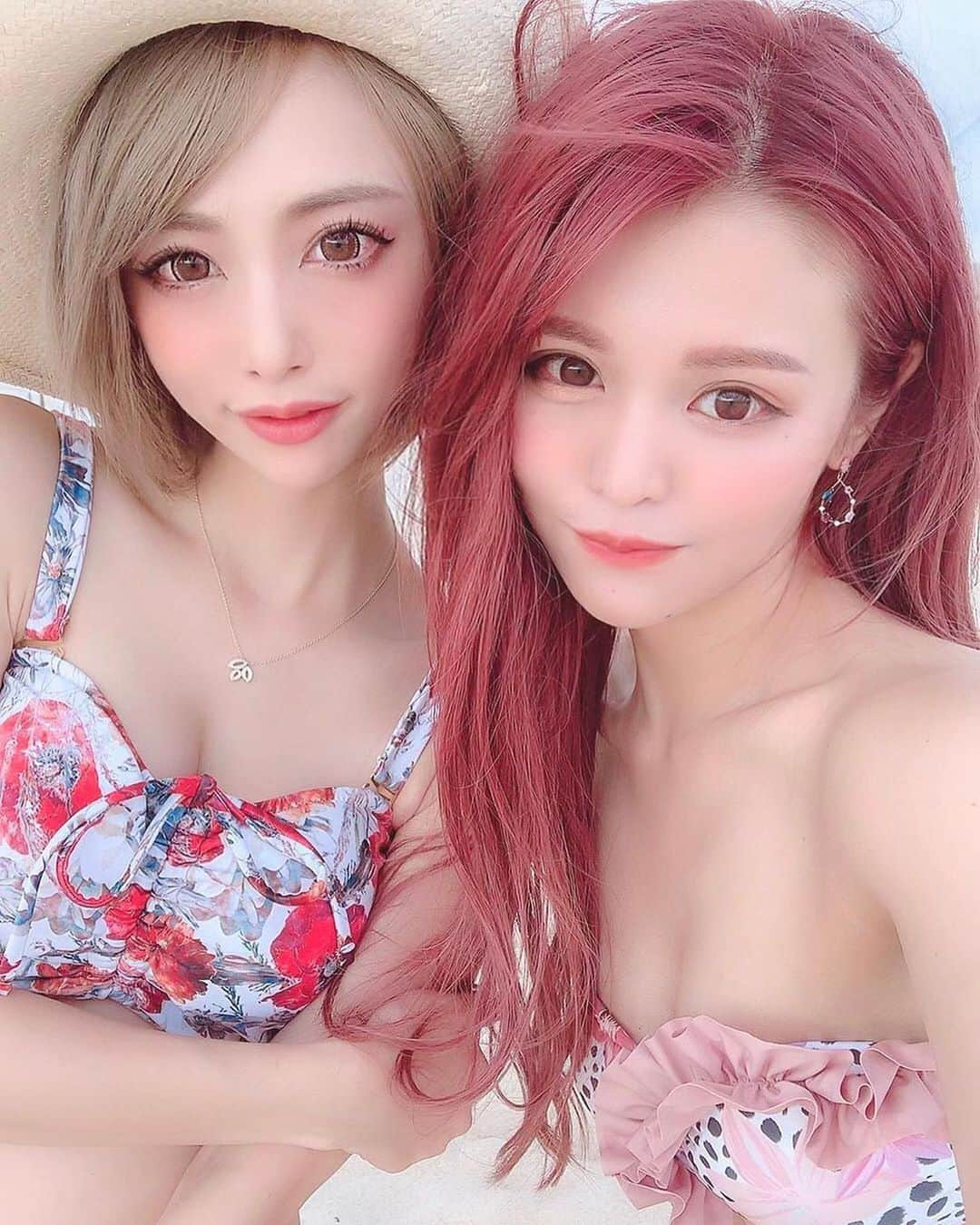 美女美容事情さんのインスタグラム写真 - (美女美容事情Instagram)「《仲良し美人👭👙💕》⠀⠀ *⠀⠀ リポストを使って、素敵な写真📷✨を投稿されてる方を紹介させて頂く⠀⠀⠀⠀⠀ 【💄美女美容事情💅】のコーナーです✨⠀⠀ *⠀⠀⠀⠀⠀⠀⠀⠀ いいねやコメント、フォローして応援してね❤︎🥰🎶⁣⠀⠀ *⠀⠀⠀⠀⠀⠀⠀⠀ 今回ご紹介させて頂きますのは❤︎⠀⠀ ななぴ🍑💓さん< @__nanapgram__ >の素敵なお写真📸⠀⠀ *⠀ とってもオシャレで可愛いお2人🌟仲良しとの旅行は無条件で楽しいですよね✨👩‍🦰⠀ *⠀⠀⠀ ななぴ🍑💓さんのアカウントには他にも素晴らしい投稿が沢山ありますので是非覗いてみてくださいね💁‍♀️💙⠀⠀ *⠀⠀⠀ ななぴ🍑💓さん< @__nanapgram__ >⠀⠀ 素敵な投稿ありがとうございました☺️📸✨⠀⠀⠀⠀⠀⠀⠀⠀⠀ △▼△▼△▼△▼△▼△▼△▼△▼△▼⠀⠀⠀⠀⠀⠀⠀⠀⠀⠀⠀⠀⠀⠀⠀⠀⠀⠀⠀⠀⠀⠀⠀⠀⠀⠀⠀⠀⠀⠀⠀⠀⠀⠀ ❤🧡💛「美女美容事情」💚💙💜⠀⠀⠀⠀⠀⠀⠀⠀⠀⠀⠀⠀⠀⠀⠀⠀ 👇掲載ご希望の方は👇⠀⠀⠀⠀⠀⠀⠀⠀⠀⠀⠀⠀⠀⠀⠀⠀⠀ @b_b_j.jタグ付けと🖤 # ビジョビ⠀🖤⠀⠀⠀⠀⠀⠀⠀⠀⠀⠀⠀⠀⠀⠀⠀⠀ をタグ付けお願いします✨⠀⠀⠀⠀⠀⠀⠀⠀⠀⠀⠀⠀⠀⠀⠀⠀⠀ ――――――――――――――――⠀⠀⠀⠀⠀⠀⠀⠀⠀⠀⠀⠀⠀⠀⠀⠀⠀⠀⠀⠀⠀⠀⠀⠀ ～姉妹アカウントのご紹介～⠀⠀⠀⠀⠀⠀⠀⠀⠀⠀⠀⠀⠀⠀⠀⠀⠀⠀⠀⠀⠀⠀⠀⠀⠀⠀⠀⠀ ◇美容情報を紹介している«美女美容事情～Beauty～»⠀⠀⠀⠀⠀⠀⠀⠀⠀⠀⠀⠀⠀⠀⠀⠀⠀⠀⠀⠀⠀⠀⠀⠀⠀⠀⠀ ( @b_b_j.j_b )⠀⠀⠀⠀⠀⠀⠀⠀⠀⠀⠀⠀⠀⠀⠀⠀⠀⠀⠀⠀⠀⠀⠀⠀⠀⠀⠀⠀ ◇美しい旅スポット紹介をしている«美 spot»⠀⠀⠀⠀⠀⠀⠀⠀⠀⠀⠀⠀⠀⠀⠀⠀⠀⠀⠀⠀⠀⠀⠀⠀⠀⠀ ( @b__spo )⠀⠀⠀ ⠀⠀ よかったらこちらも覗いてみてね✨⠀⠀ ――――――――――――――――⠀⠀⠀⠀ #naturalbeauty ⠀⠀⠀⠀⠀ #スタイル抜群 #くびれ ⠀⠀⠀⠀⠀⠀⠀⠀⠀⠀ #女子力アップ #スタイル抜群 ⠀⠀⠀⠀⠀⠀⠀ #美脚 #ビキニ👙 ⠀⠀⠀⠀⠀⠀⠀⠀ #オシャレさんと繋がりたい #オシャレ好き ⠀⠀ #女子力 #オトナ女子⠀⠀⠀⠀⠀⠀ #ナチュラルメイク #笑顔 ⠀⠀⠀⠀⠀⠀⠀ #水着 #ビキニ⠀⠀⠀⠀⠀⠀ #トレンド #大人可愛い⠀⠀⠀⠀⠀⠀ #美意識 #美意識向上⠀⠀⠀⠀⠀⠀ #美肌 ⠀⠀ #与論島 #ヨロン島 ⠀ #女子旅 #旅行好き ⠀ #海好き #国内旅行 ⠀ #国内旅行 #水着 ⠀ #japanese #japanesegirl」10月18日 21時53分 - b_b_j.j