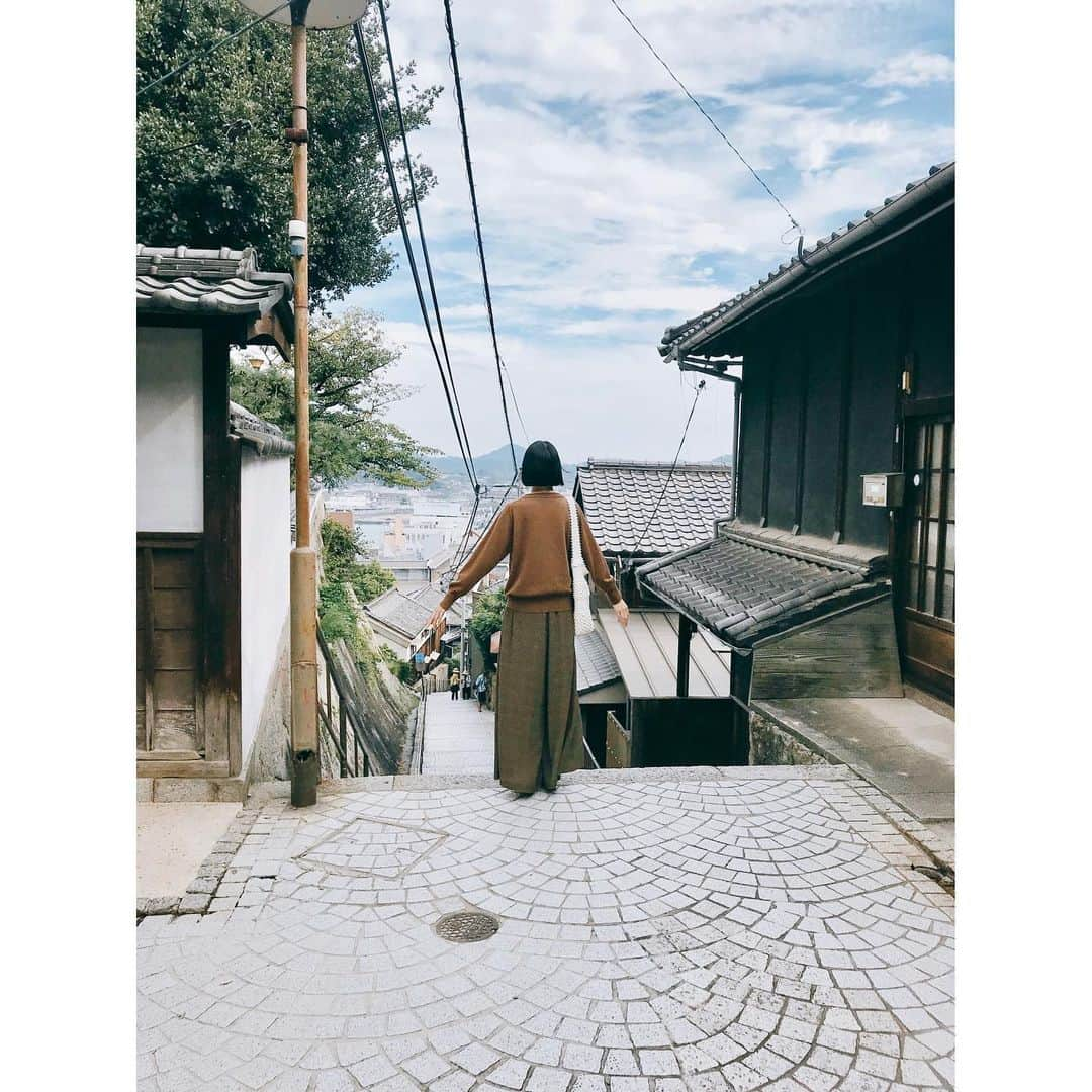 Kanocoさんのインスタグラム写真 - (KanocoInstagram)「【 OZmagazine 11月号 】 秋にぴったりな のどかな旅特集！ この季節は旅したくなりますよね。 私は、尾道に行ってきました！ なんて楽しい場所なんでしょう、 大好きな街になりました。 これから寒くなります、今のうちに、 のんびり旅でもどうですか💁🏻‍♀️ ぜひぜひ今月号もよろしくお願いします！ #ozmagazine」10月18日 22時32分 - kanococo