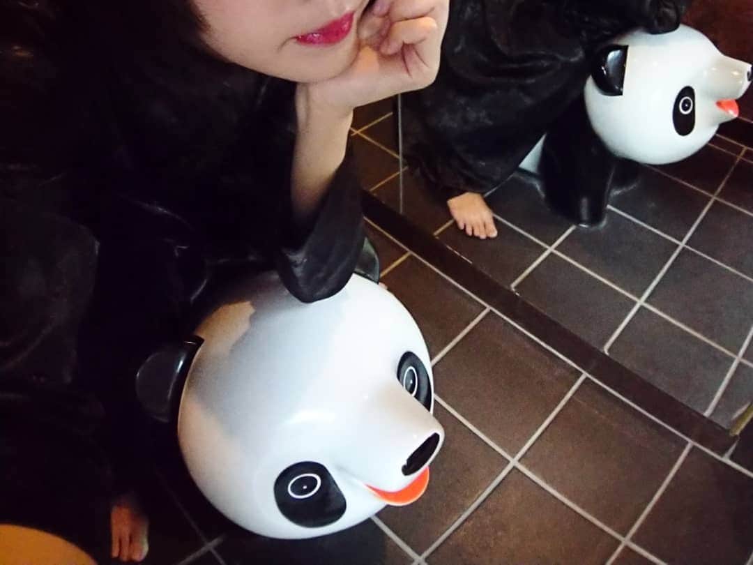 熊本アイさんのインスタグラム写真 - (熊本アイInstagram)「🐼🐼🐼. .  #selfie #作品撮り #作品撮りモデル #ラブホ撮影 #新宿 #tokyo」10月18日 22時39分 - eye.1010