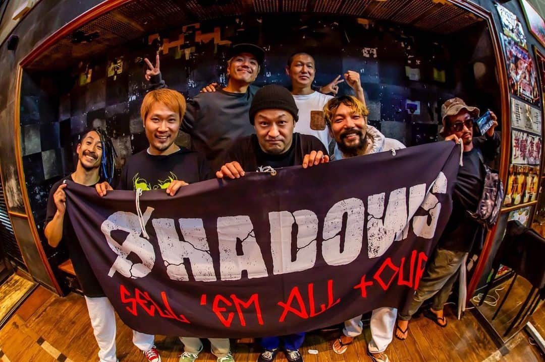 SHADOWSさんのインスタグラム写真 - (SHADOWSInstagram)「‪SHADOWS “SELL ‘EM ALL TOUR II” 13日目 KYOTO MUSE ありがとうございました！京都いつ来ても最高です！12月にポル超で京都戻ってきます！‬ ‪出演してくれた #locofrank も最高でした！‬ ‪明日は静岡UMBER w/ #ENTH ！‬ ‪Thank you SOLD OUT！‬ ‪📸by @TAKA_tallman ‬ ‪#ShadowsJapan #SellEmAllTourII‬」10月18日 23時11分 - shadows_japan