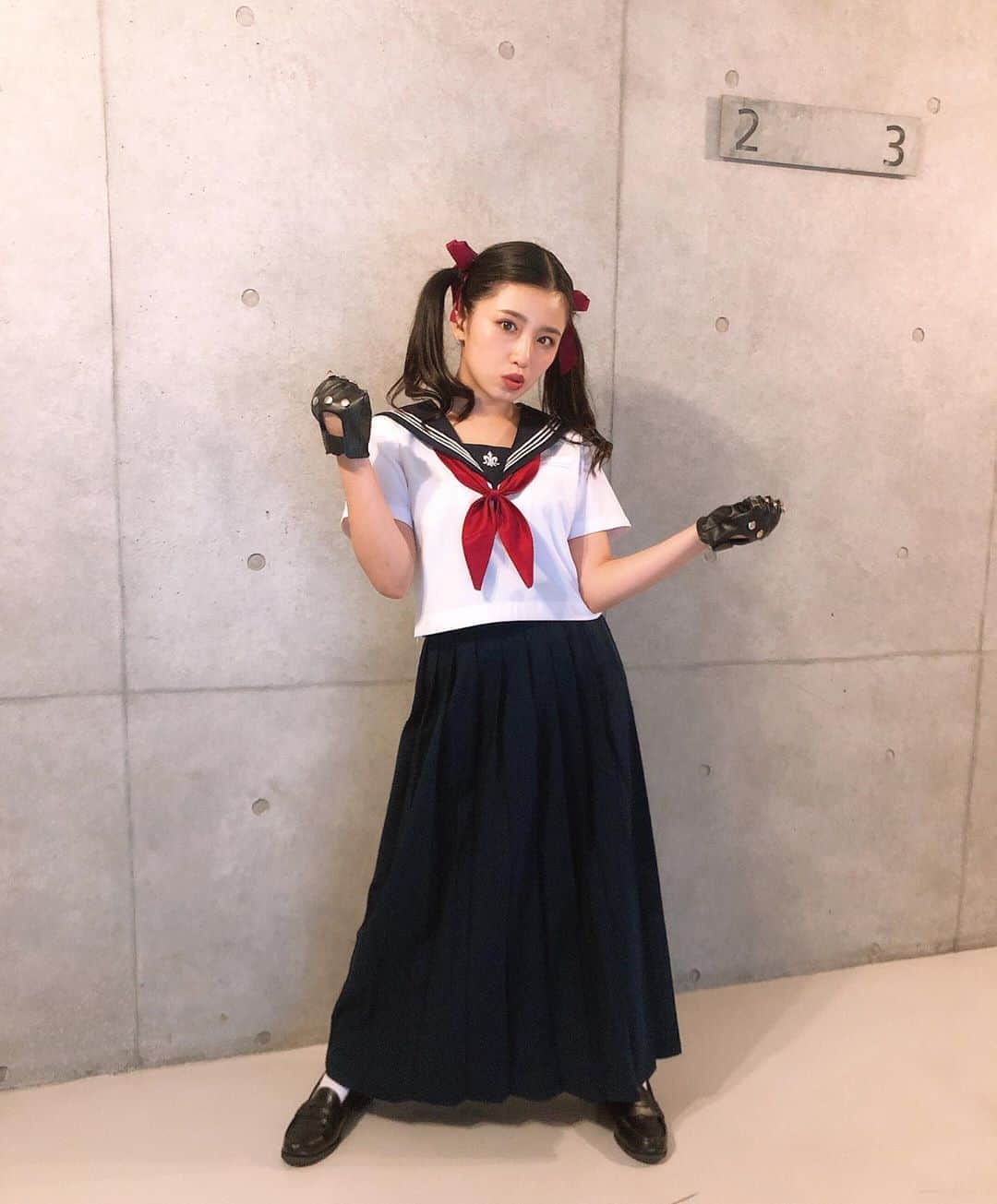 小池美由 コスプレ 小池美由さんのインスタグラム写真 - (小池美由Instagram)「今日からサンシャイン池崎さんの単独公演はじまったよ〜🔅  私はセーラー服着てツインテールでコスプレ感満載で頑張ってるのでみなさん爆笑しに来てね🦄 笑いすぎて腹筋鍛えられるから健康診断で引っかかりがちな ...