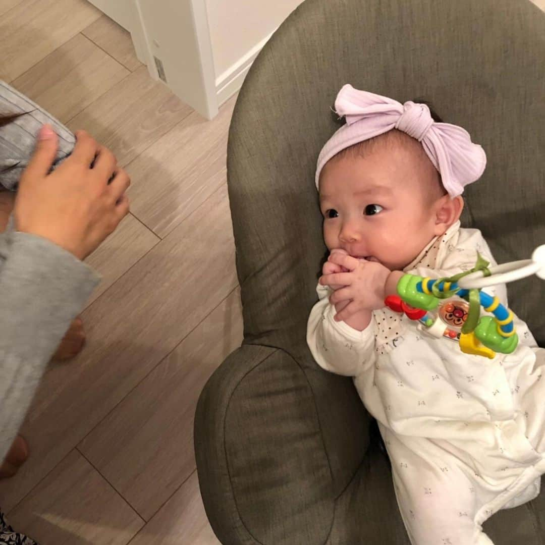 古田ちさこさんのインスタグラム写真 - (古田ちさこInstagram)「👶🍼💕 みやちゃんbabyに会いに行ってきた❕ グループ名、なみえwithスーパーナメコーズで😍(内輪ネタでしかない) babygirlさなちゃん可愛かった😭 みやちゃんが産後でも変わらず赤ちゃんみたいで赤ちゃんが赤ちゃん抱っこしてた😭 これからも見守っていこうと思います…✨ Twitterに載せると母に無駄な妄想をもたらしそうなので見てないであろうインスタにだけ載せる…笑 . #ラストカット#もぐらコロッケ」10月19日 1時14分 - chisakofuruta