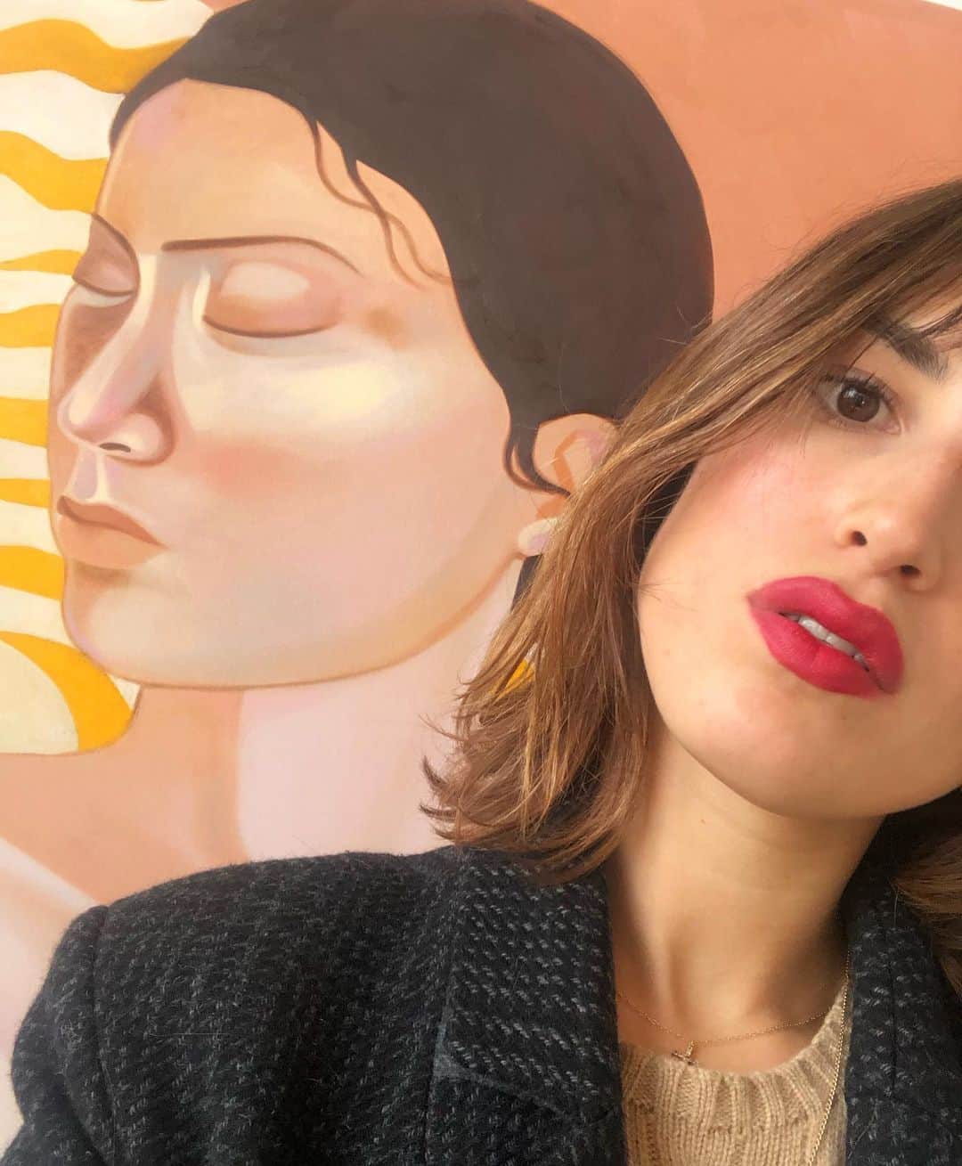 Jeanneのインスタグラム：「All my support to my friend @ineslongevial for her upcoming exhibition in NYC 🎨💯💘」