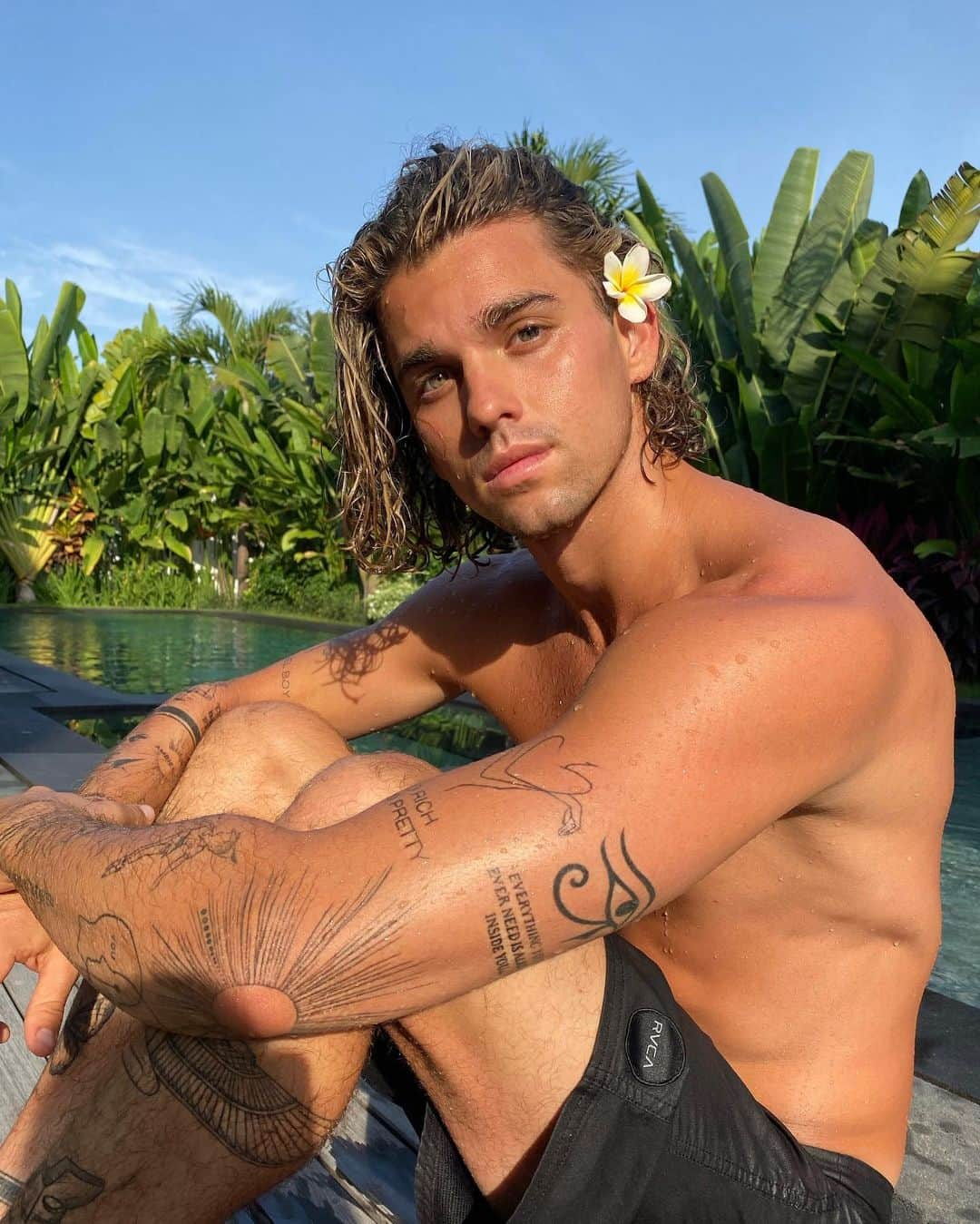 ジェイ・アルヴァリーズさんのインスタグラム写真 - (ジェイ・アルヴァリーズInstagram)10月19日 2時58分 - jayalvarrez