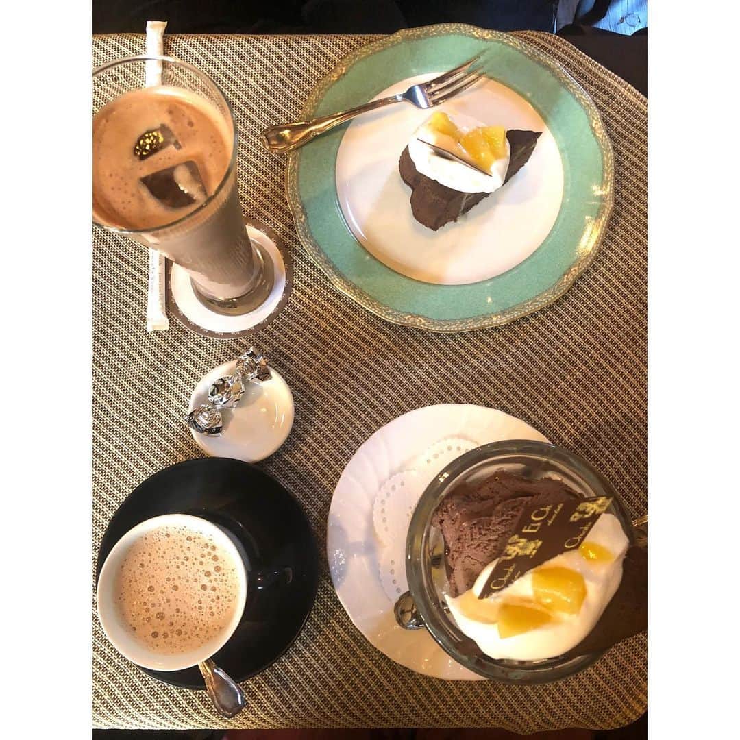 福田多希子さんのインスタグラム写真 - (福田多希子Instagram)「🍫🍫 チョコレートドリンクのミルク(Hot)が衝撃的な美味しさ。。 ﻿ #エクチュア ﻿ #チョコレート専門店﻿ #松屋町﻿ #夫婦 #野菜﻿ ﻿」10月19日 6時37分 - yomeponta