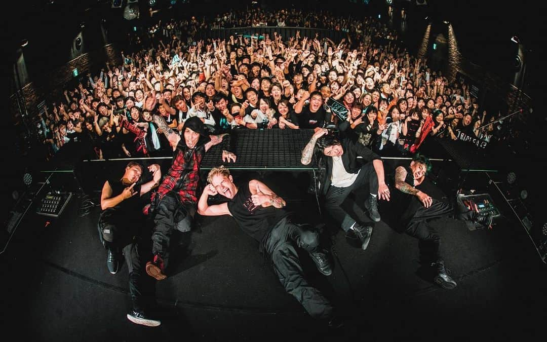 Sugiさんのインスタグラム写真 - (SugiInstagram)「“THE SIDE EFFECTS ONE MAN TOUR 2019”  広島クラブクアトロ Photos by @yamada_mphoto  #coldrain #thesideeffects」10月19日 18時34分 - sugi_coldrain