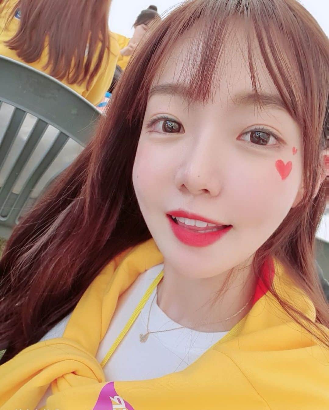 ウンソルさんのインスタグラム写真 - (ウンソルInstagram)「너무나 즐거웠던 체육대회❤️ 대학생으로 돌아간거 같아 죠았따...😂」10月19日 18時39分 - taylanofficialx