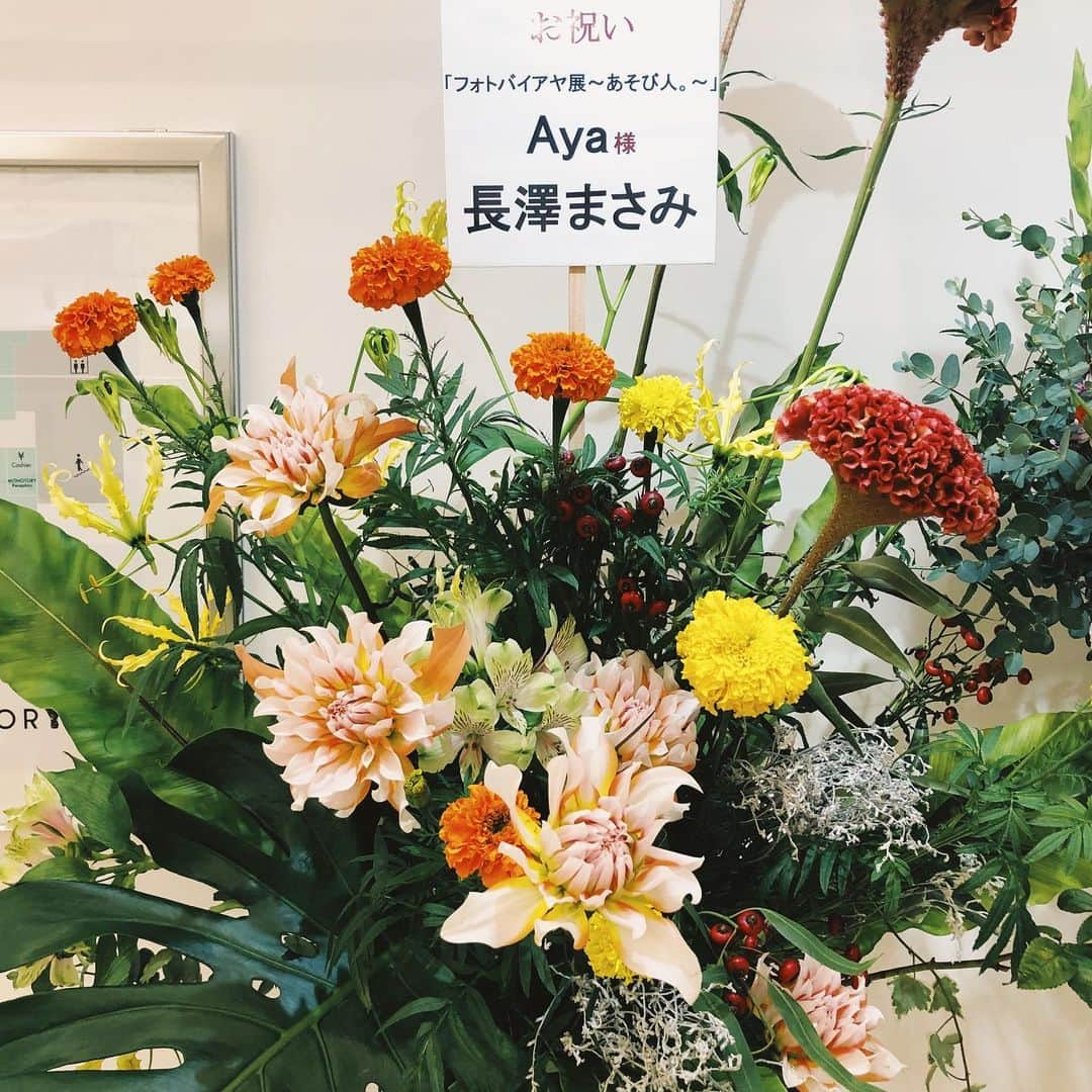 Aya（高本彩）さんのインスタグラム写真 - (Aya（高本彩）Instagram)「「フォトバイアヤ展〜あそび人。〜」のレセプションに来てくれたみんな❤️その5❤️ #うのちゃんサプライズ登場！ #皆さんからお花も😭 #本当にありがとうございます😭。。」10月19日 11時52分 - aya_dream04