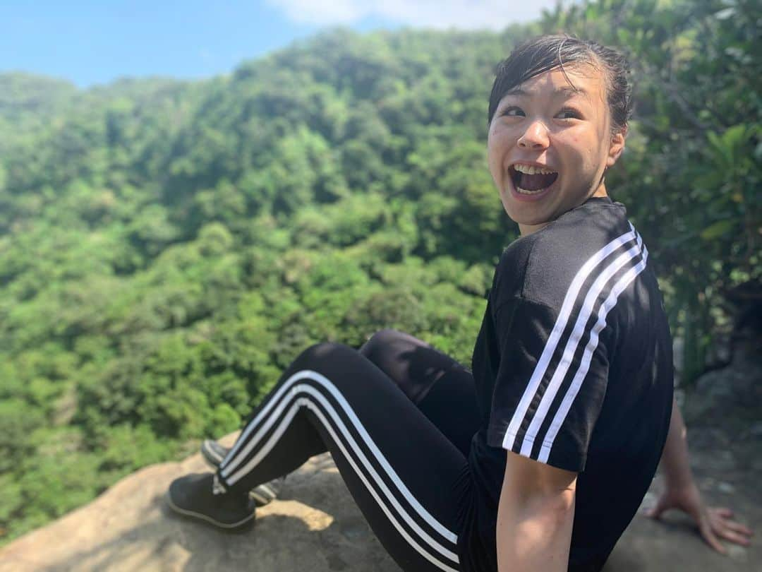 植草歩さんのインスタグラム写真 - (植草歩Instagram)「パワー🌳🌳🌳 . . . . . . #竹富島 #西表島 #石垣島 #沖縄 #ピナイサーラの滝  #ピナイサーラの滝ツアー」10月19日 13時00分 - ayayumin0725