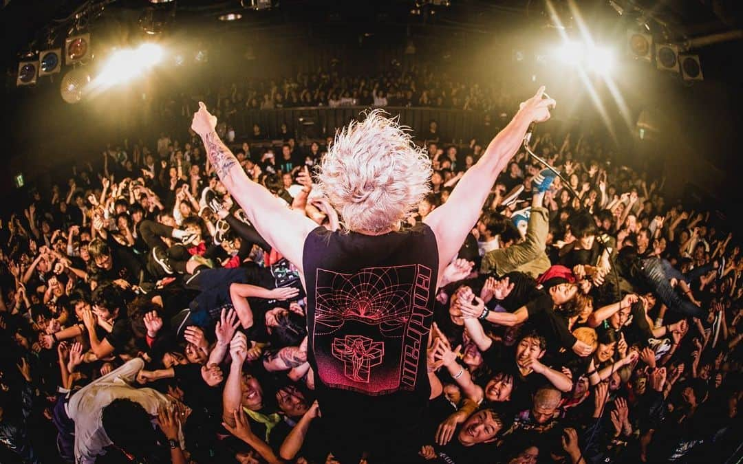 coldrainさんのインスタグラム写真 - (coldrainInstagram)「“THE SIDE EFFECTS ONE MAN TOUR 2019”  HIROSHIMA Club Quattro Photos by @yamada_mphoto  #coldrain #thesideeffects」10月19日 13時11分 - coldrain_official