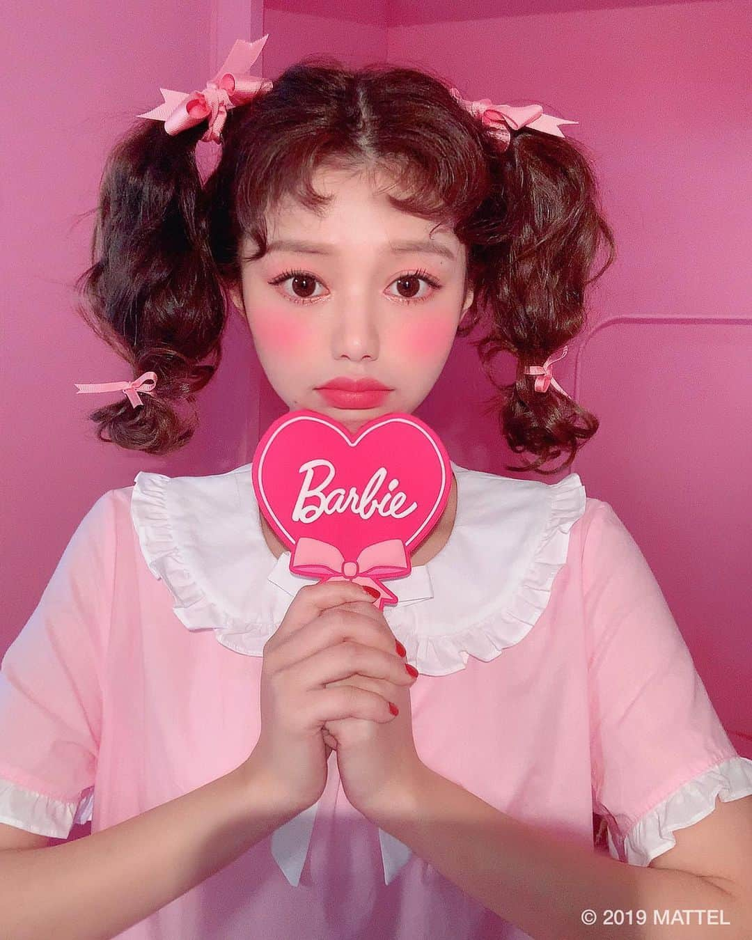 Chuuさんのインスタグラム写真 - (ChuuInstagram)「CHUU x Barbie coming soon❤️ #chuuseoul #barbie」10月19日 13時17分 - chuu_official