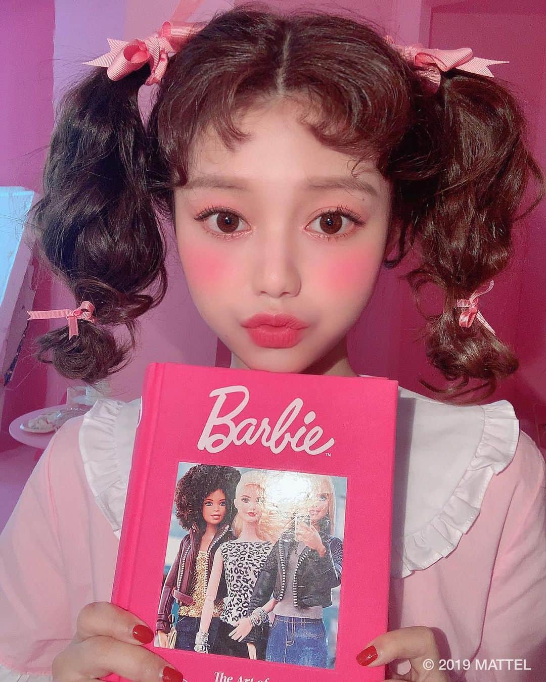 のインスタグラム：「CHUU x Barbie coming soon❤️ #chuuseoul #barbie」
