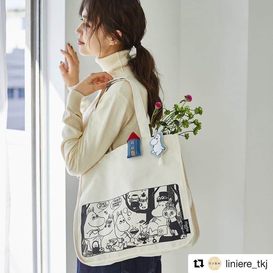 marbleSUD(マーブルシュッド) のインスタグラム：「#Repost @liniere_tkj ・・・ 10月19日発売のリンネル12月号は、付録違いで3号同時に発売します😊トートバッグとムーミン、ムーミンハウスのクリップ付きの号と、セブンーイレブン限定のムーミンハウスとリトルミイのポーチとクリップのセット、前回大好評だった保温保冷バッグの3点セットです。全部ムーミンのスペシャルなアイテムをぜひぜひご覧ください🎁」