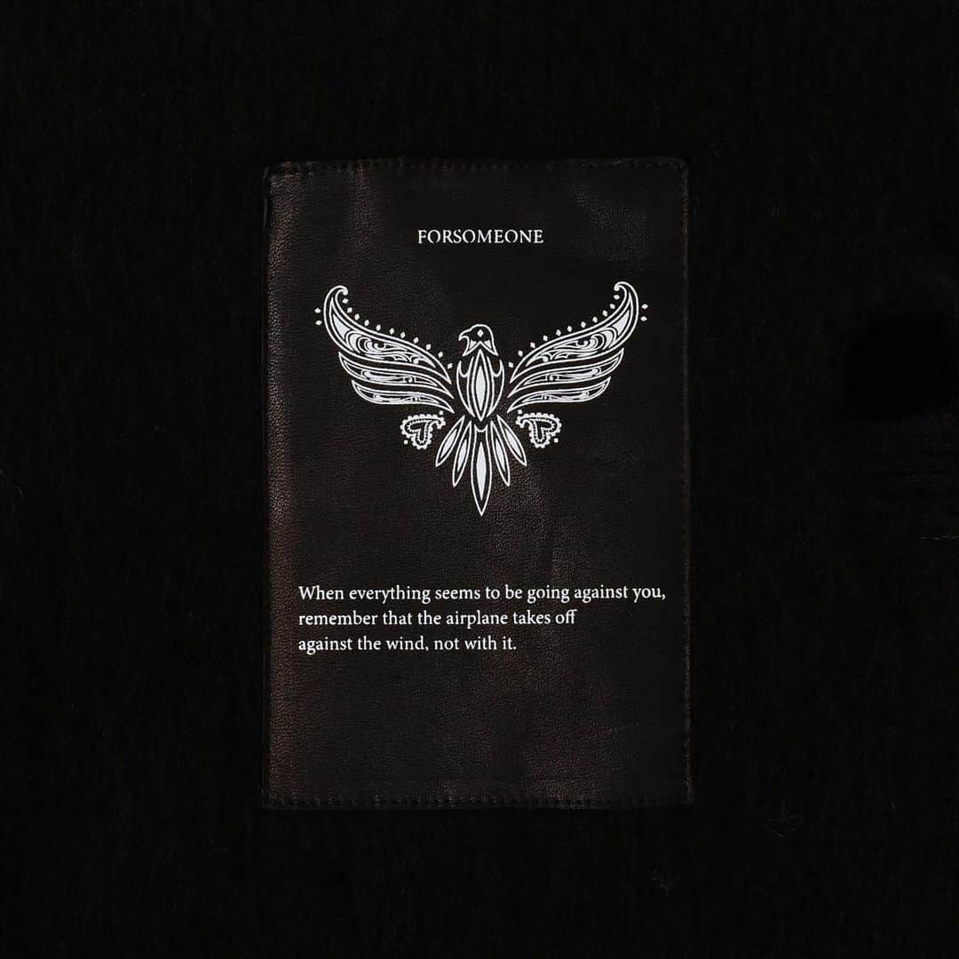 小川哲史のインスタグラム：「LEATHER PATCHES  #forsomeone」