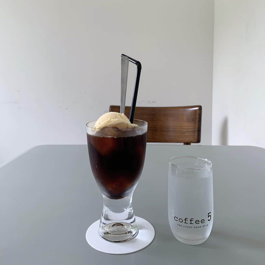 Mie Kawanoさんのインスタグラム写真 - (Mie KawanoInstagram)「coffee float 🍨」10月19日 14時11分 - cota_ra