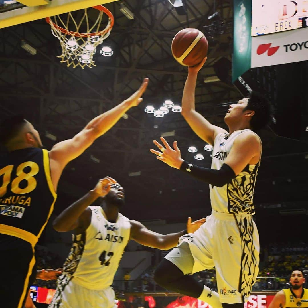 シーホース三河さんのインスタグラム写真 - (シーホース三河Instagram)「10/19(土)宇都宮戦 #PHOTO 三河 86 - 92 宇都宮 #シーホース三河  #Bリーグ」10月19日 19時42分 - go_seahorses