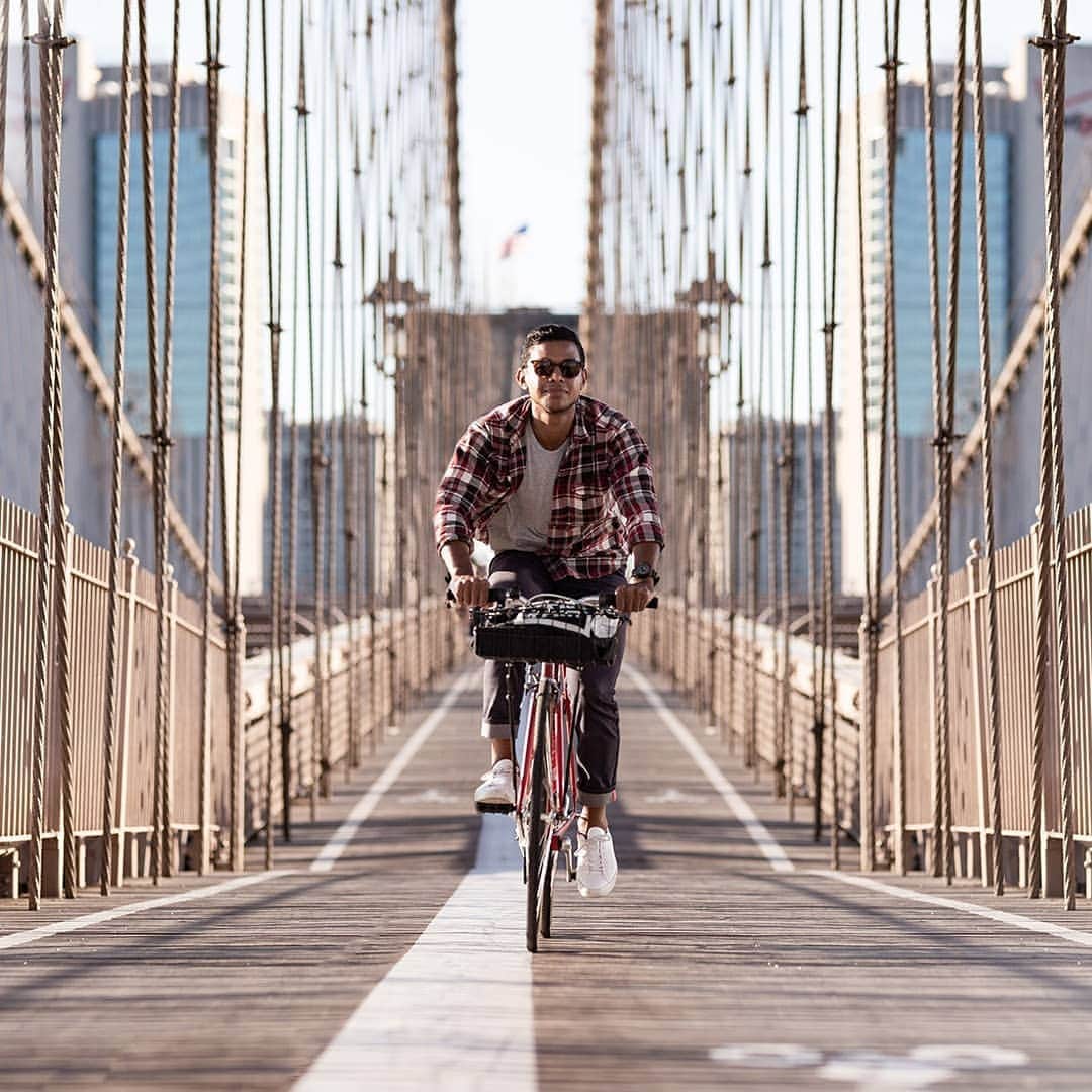 Seiko Watchesさんのインスタグラム写真 - (Seiko WatchesInstagram)「The one and only watch you need on two wheels. (Ref. #SNE543) #DiscoverYourCity」10月20日 4時27分 - seikowatchusa