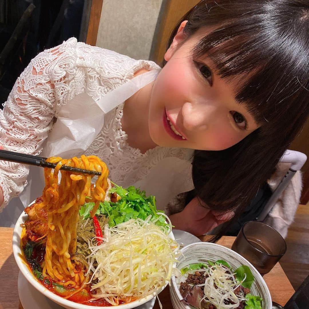 もえのあずきさんのインスタグラム写真 - (もえのあずきInstagram)「四川坦々麺🤤🔥 #激辛#四川坦々麺#赤い鯨#japaneseidol#japanesefood #japanesefood #spicyfood #japanesegirl #bigeater#アイドルメイク #アイドル#大食い#大食い女子」10月19日 20時09分 - moeazukitty