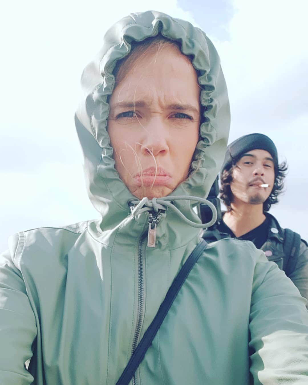 フローリーさんのインスタグラム写真 - (フローリーInstagram)「Battling the storm...with @edwardrivera__ 💪🏼」10月19日 20時19分 - florrie