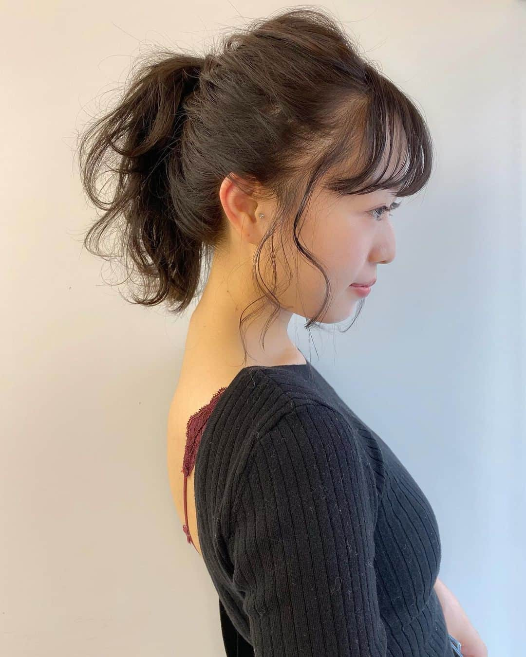 吉田佳菜さんのインスタグラム写真 - (吉田佳菜Instagram)「ㅤㅤㅤㅤㅤㅤㅤㅤㅤㅤㅤㅤㅤ ㅤㅤㅤㅤㅤㅤㅤㅤㅤㅤㅤㅤㅤ ずっとお会いしたかった しょうこさん(@_shokotaso)に会えて カラーしてもらいました❤︎ ✂︎ ㅤㅤㅤㅤㅤㅤㅤㅤㅤㅤㅤㅤㅤ ほんのりチョコレート色みたいなブラウン🍫 出かける予定があったから ポニーテールにしてもらった👱🏻‍♀️ ありがとうございました♡ ㅤㅤㅤㅤㅤㅤㅤㅤㅤㅤㅤㅤㅤ ㅤㅤㅤㅤㅤㅤㅤㅤㅤㅤㅤㅤㅤ 初めて会ったのにすごく話しやすくて めっちゃたくさんお話できた☺️☺️ また会いに行きます！♪♪ ㅤㅤㅤㅤㅤㅤㅤㅤㅤㅤㅤㅤㅤ ㅤㅤㅤㅤㅤㅤㅤㅤㅤㅤㅤㅤㅤ #hair #ヘアカラー #ヘアアレンジ #ポニーテール #kanas_hair #nok ㅤㅤㅤㅤㅤㅤㅤㅤㅤㅤㅤㅤㅤ」10月19日 20時39分 - yshdkana