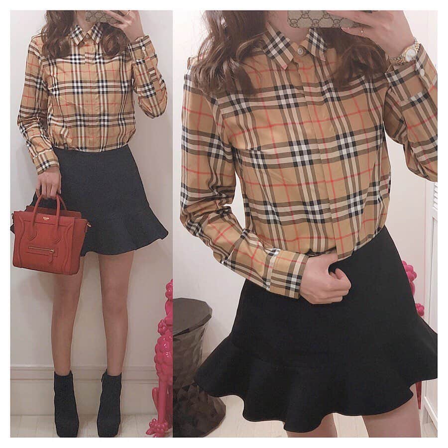 おまみのインスタグラム：「＊﻿ ＊﻿ coordinate 。♡﻿ ﻿ ﻿ tops:BURBERRY﻿ bottoms:valentino﻿ shoes:miumiu﻿ bag:celine﻿ ﻿ ﻿ @burberry のチェックシャツ 。♡﻿ ニットの下にinして着ようと思ってゲットしたんだけど 。。可愛くて普通に着てしまった 。♡﻿ ﻿ ブラウスが派手だからスカートはブラック 。♡﻿ ﻿ ﻿ ﻿ #coordinate #code #outfit #ootd #wear #fashion #コーディネート #コーデ #コーデ記録 #ファッション #ファッションコーデ #おまみ服 #今日のコーデ #valentino #ヴァレンティノ #ミニスカート #バーバリー #burberry #miumiu #ミュウミュウ #ブーツコーデ #celine #celinebag #セリーヌ #チェックシャツ #バーバリーチェック #フレアスカート #チェックコーデ #秋服コーデ #秋服」