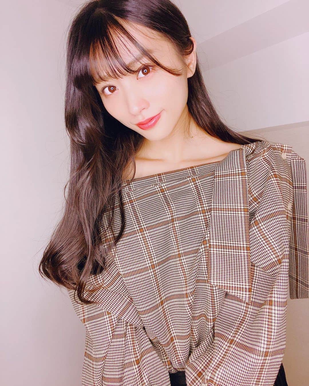 根岸愛のインスタグラム：「new秋服紹介💃 EVRISのtops👗💕 #fashion #autumn #autumnfashion #EVRIS #秋服 #秋 #ねぎ私服 #ねぎしふく」