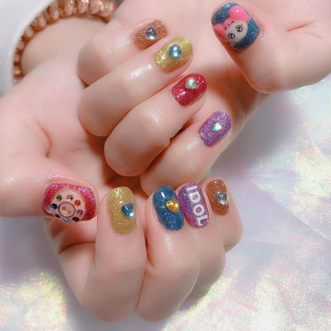 なかやまちえこさんのインスタグラム写真 - (なかやまちえこInstagram)「イメージお伝え頂いて😌🙏❤️ #nail #nails #nailart #ネイル #美甲 #ネイルアート  #clou #nagel #ongle #ongles #unghia #japanesenailart #manucure #네일 #젤네일 #네일아트 #네일리스트 #japanesenails #manicurist #gelnails #أظافر #グリッターネイル #ラメネイル #glitternails #おじゃ魔女どれみ  風 #可恩 ちゃん」10月19日 22時15分 - chiekonakayama