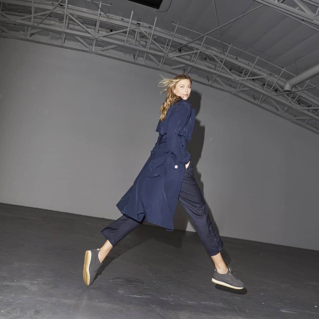 マリア・シャラポワのインスタグラム：「Casually hopping into the weekend. Another 📸 from @Nordstrom #PerfectPair campaign shoot.」