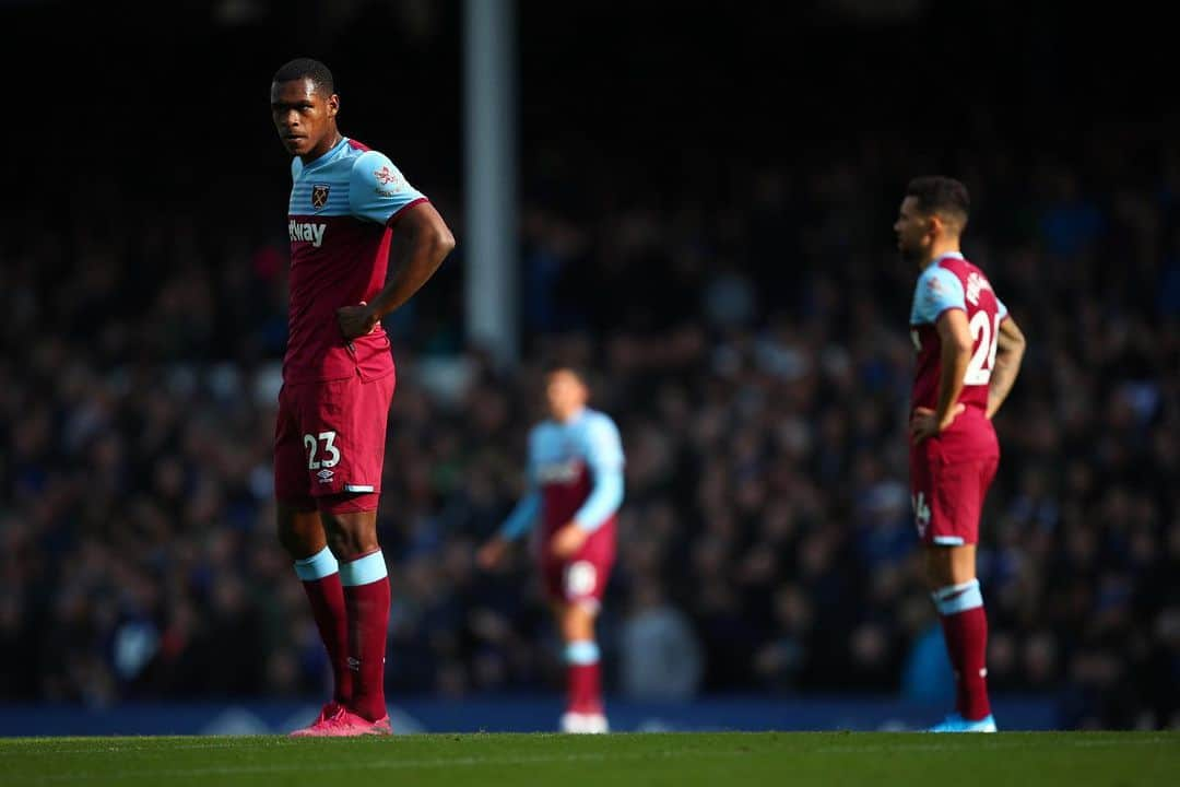 マイケル・アントニオさんのインスタグラム写真 - (マイケル・アントニオInstagram)「Difficult game for the lads today but we will dust ourselves off and go again next week #COYI」10月19日 22時47分 - michailantonio