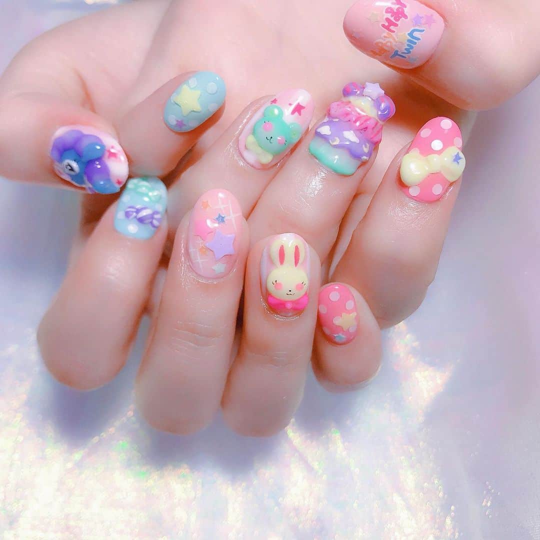 なかやまちえこのインスタグラム：「Happy Happy Twin♡✨ #nail #nails #nailart #ネイル #美甲 #ネイルアート  #clou #nagel #ongle #ongles #unghia #japanesenailart #manucure #네일 #젤네일 #네일아트 #네일리스트 #japanesenails #manicurist #gelnails #أظافر #ゆめかわ #ゆめかわネイル  #kawaii #ファンシーネイル #fancynails #3dネイル #3dnails #happyhappytwin #松嵜麗 さん」