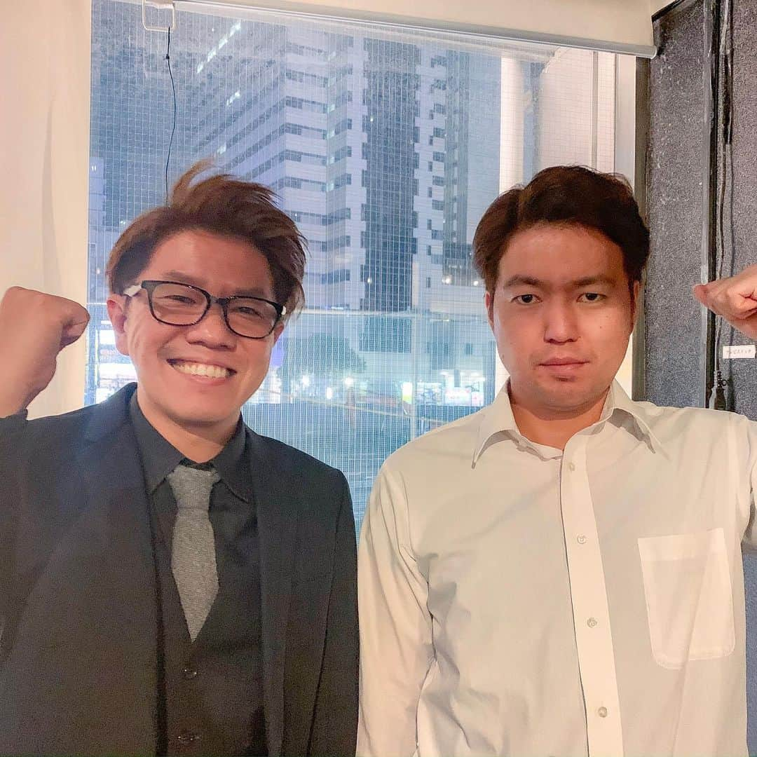 畔柳さんのインスタグラム写真 - (畔柳Instagram)「ヒロミさん似の方と夢の共演。 ゴリゴリのライチ角谷さん。 噂には聞いておりました。 #ヒロミさん #ヒロミ #DIY #diy女子 #八王子 #ウチのガヤがすみません」10月19日 23時07分 - kurokuro541026