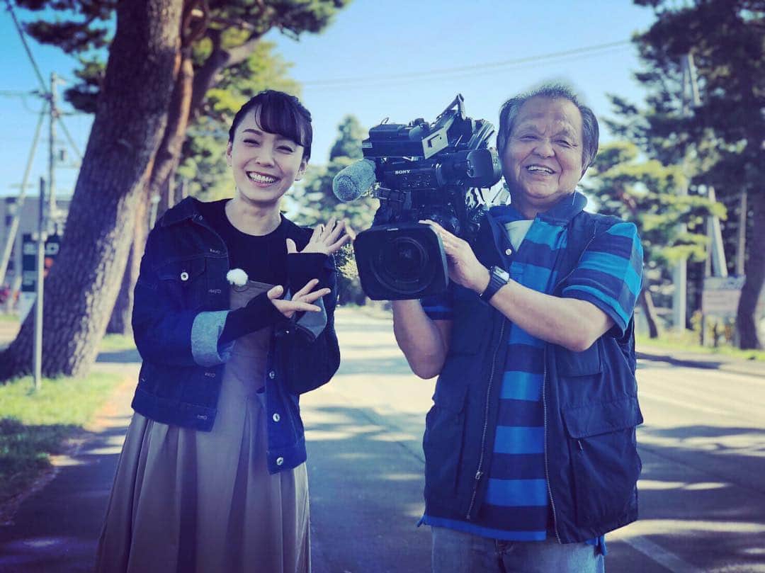 杜このみのインスタグラム：「ベテランカメラマンさんの引退は寂しいですが、一緒にお仕事させて頂けた事に心から感謝しています！ そして、本当にお疲れさまでした！！ ＃カメラマンさん ＃ラストお仕事」