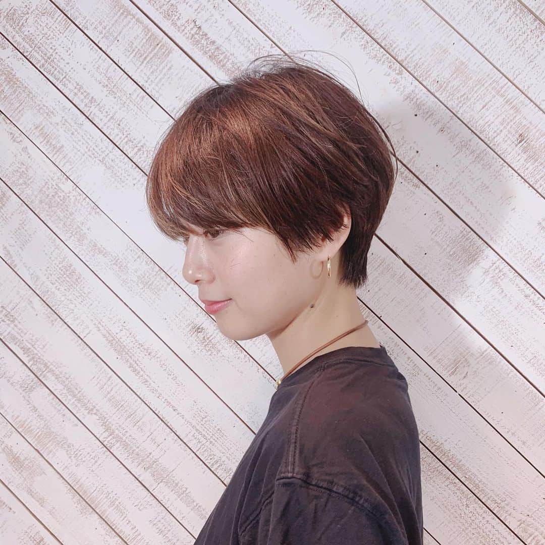 中村優さんのインスタグラム写真 - (中村優Instagram)「髪切った💇‍♀️✨❤️ 久々にここまで短くしました。 すっきり良い気分🤘🏻」10月20日 0時11分 - nkmr_yu