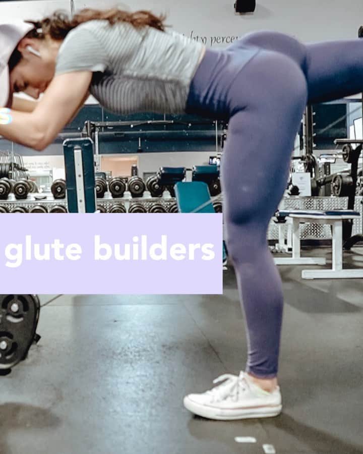 Sarah Ramadanのインスタグラム：「🧰👷🏻‍♀️GLUTE BUILDERS!👷🏻‍♀️🧰 ⠀ Please don’t forget to support my page and 💜 this video, also save it and you can have it forever🦋💾 ⠀ happy Sunday everyone! 💜 here is one of the latest glute workouts I did, combining strength and hypertrophy work💪🏼 ⠀ I’ll preface this workout by saying it was hard and I was out of breath for a lot of it😅HOWEVER, if you’re not capable of finishing this workout, please don’t force your body to! Most of the workouts on my page are designed for me and my own fitness level. Don’t beat yourself up about that. There was a time in my fitness career where I was curling candles for weights because that was my limit. ⠀ I do have a little project I’m currently working on that’ll involve some workouts catered to various fitness levels (🤫😛), but for now, please be kind to yourself and work within your current abilities💜💜! Do this, and you’ll get better each and every lift🌻 ⠀ WORKOUT💪🏼 ⠀ 🦋Sumo Deadlifts - 4x3 🦋Barbell Glute Bridge - 4x8 🦋Cable Glute Kickback w/ pulses - 3x12 🦋Cable SL Abduction - 2x15 ⠀ 🌻Not filmed: I warm up for at least 20-25 minutes before I lift ⠀ Outfit: linked in my story💫 ⠀ #fitnessmotivation #gluteworkout #fightforgrowth」