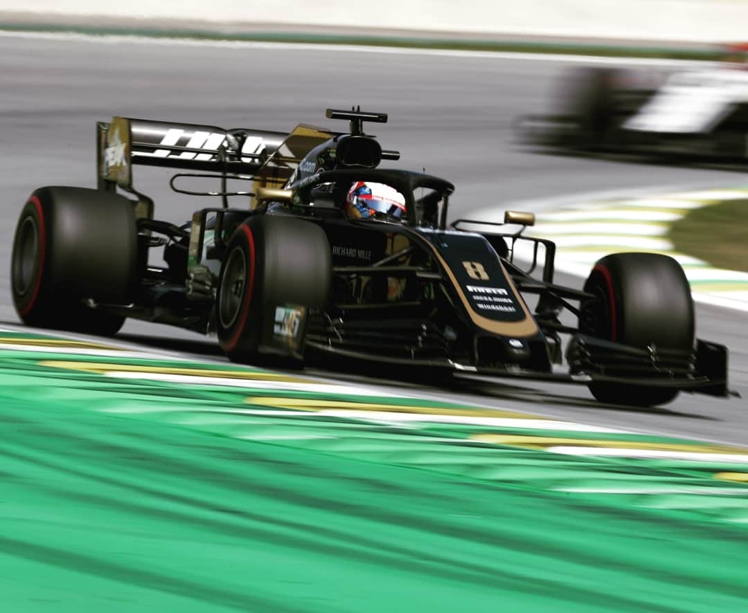 ロマン・グロージャンのインスタグラム：「We pushed, pushed, pushed and then... Got very unlucky with the SC. Was looking good for a P7. Amazing job from all the team this weekend. Onto Abu Dhabi for a final push in 2019 #r8g @haasf1team」