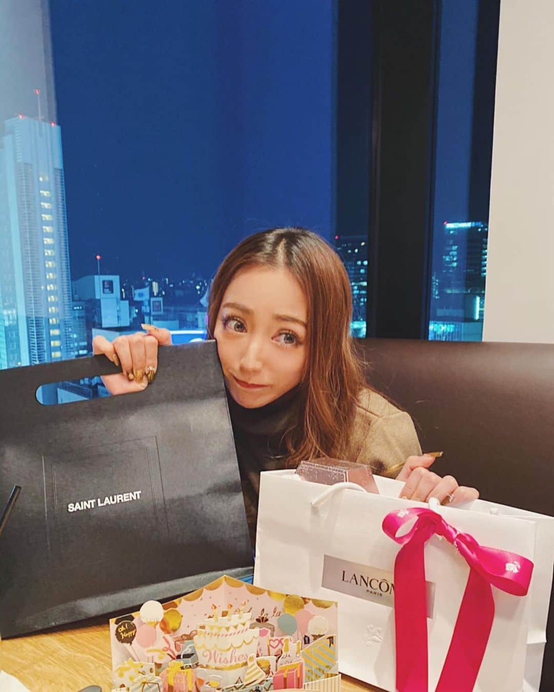 坂本礼美さんのインスタグラム写真 - (坂本礼美Instagram)「. . 🥰🎁💖✨」11月17日 23時27分 - remi_1103