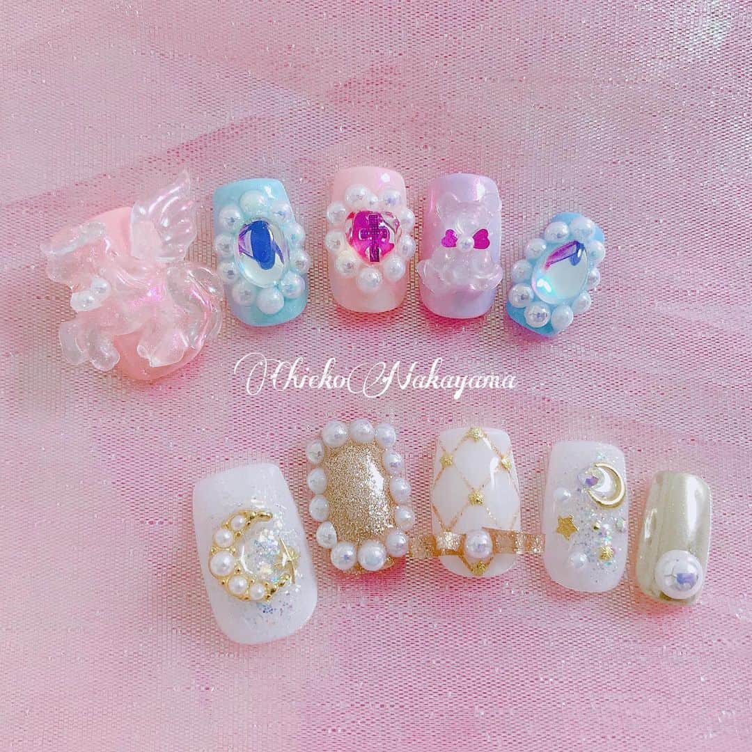 なかやまちえこのインスタグラム：「NAIL VENUS掲載ネイル💅 #nail #nails #nailart #ネイル #美甲 #ネイルアート  #clou #nagel #ongle #ongles #unghia #japanesenailart #manucure #네일 #젤네일 #네일아트 #네일리스트 #japanesenails #manicurist #gelnails #أظافر #パーティーネイル #partynails」