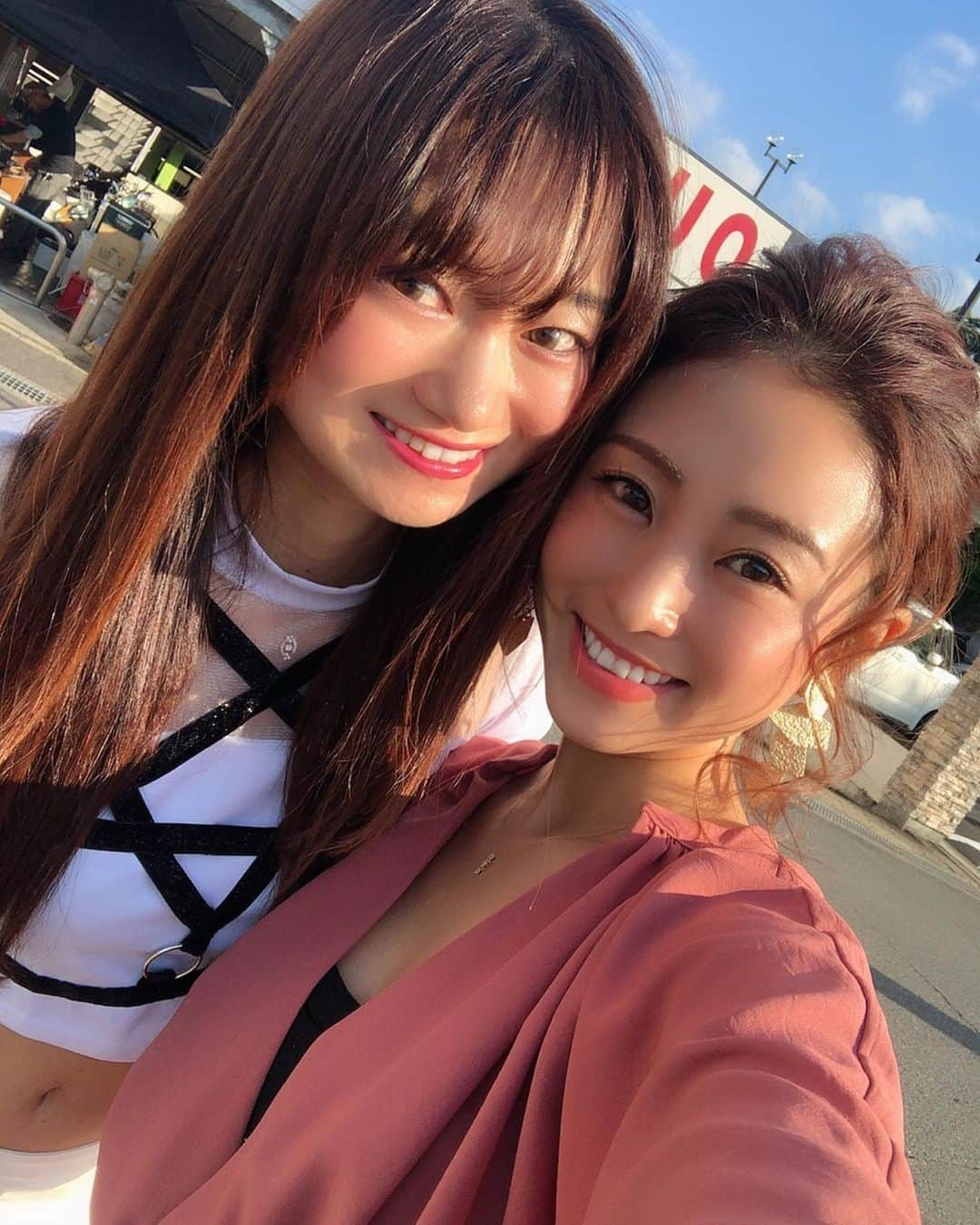 柚月めいさんのインスタグラム写真 - (柚月めいInstagram)「. ちかさんとマイホームへ来店🌈 次回はちょっとあいて 26日にみぽりんと🍑 27日にみきてぃ🎀柑那🍊と . . . . #イベント#来店#京都#マイホーム#イメージガール#私服#ありがとうございました#ootd#fashion#pink#オールインワン#follw#instadiay #柚月めい」11月18日 0時08分 - meimei.yuzu