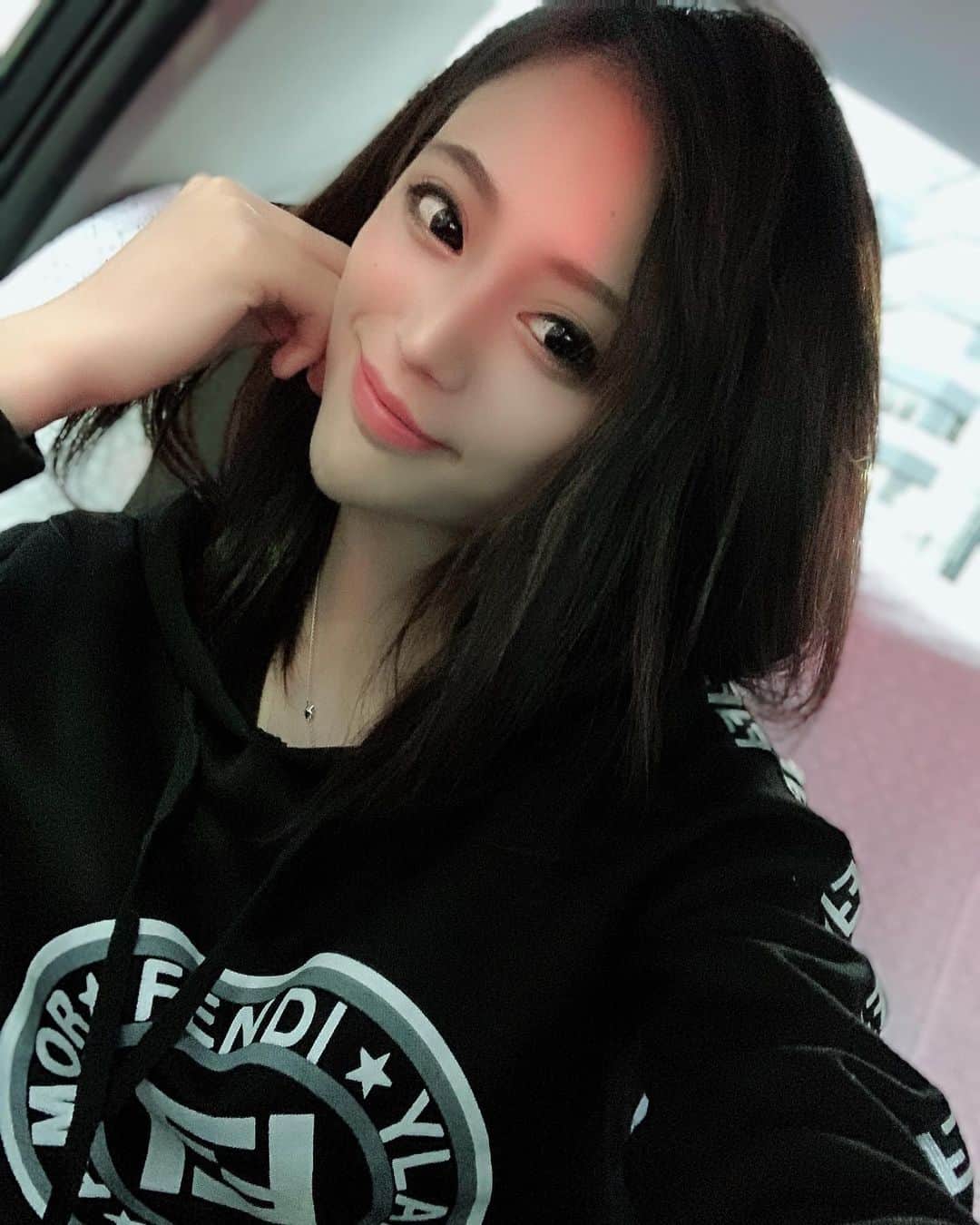 三咲美憂のインスタグラム：「🔖﻿ ﻿ ･﻿ ﻿ ﻿ 本当に大切なもの意外 全て捨てて﻿ しまえたらいいのにね﻿ ﻿ 現実はただ残酷で﻿ ﻿ そんな時いつだって 目を閉じれば﻿ 笑ってる君がいる﻿ ﻿ #AV女優 #三咲美憂 #浜崎あゆみ」