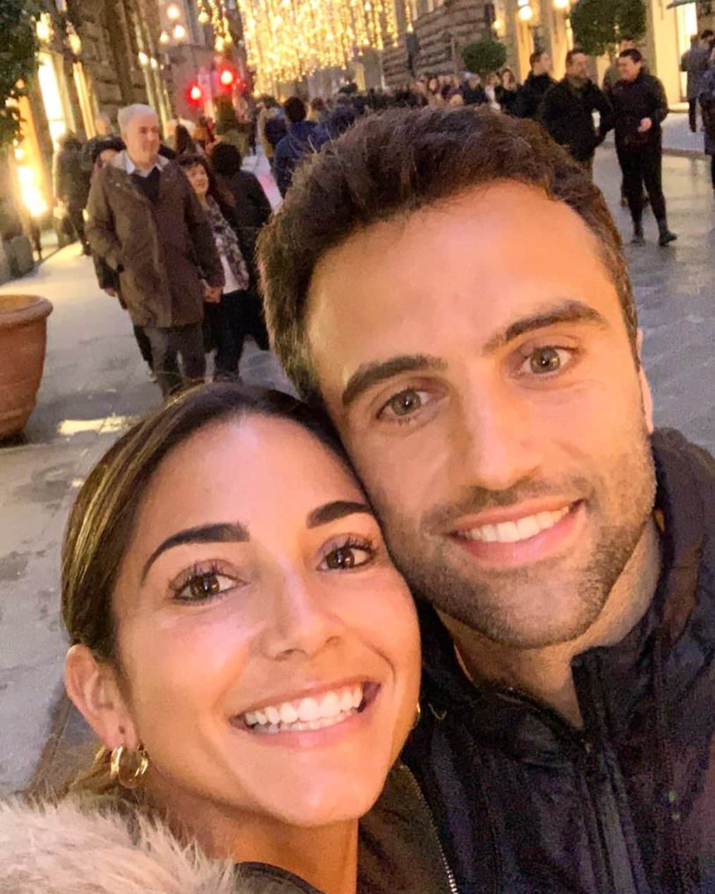 ジュゼッペ・ロッシのインスタグラム：「That Firenze love 💏❤️💜 #getaway #loveofmylife #secondhome」