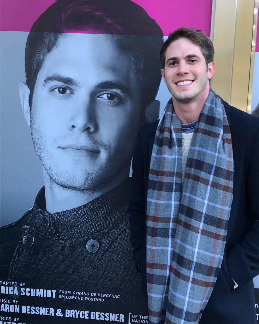 ブレイク・ジェンナーのインスタグラム：「Can someone please teach me how to wear a scarf?」
