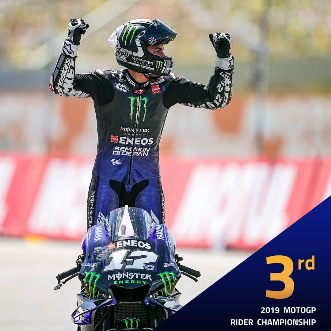 YamahaMotoGPさんのインスタグラム写真 - (YamahaMotoGPInstagram)「🥉for @maverick12official in the 2019 @motogp World Championship classification. He equals his best premier class season result from 2017 (also with Yamaha). . . #MonsterYamaha | #MotoGP | #ValenciaGP | #MonsterEnergy | #12gang | #MV12 | #YamahaFactoryRacing | #RevsYourHeart」11月18日 3時22分 - yamahamotogp
