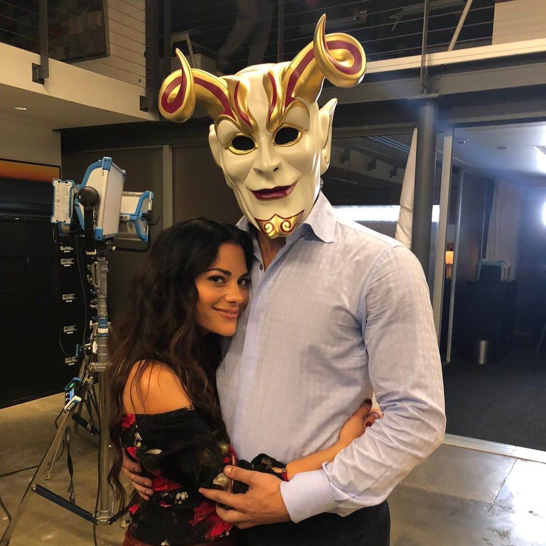 インバー・ラヴィのインスタグラム：「HBD to the man with the biggest head and HEART I’ve ever worked with. Sultan of sin, king of laughter and pretty much dopest devil alive. We’re all so lucky to have you as a ruler 🖤」